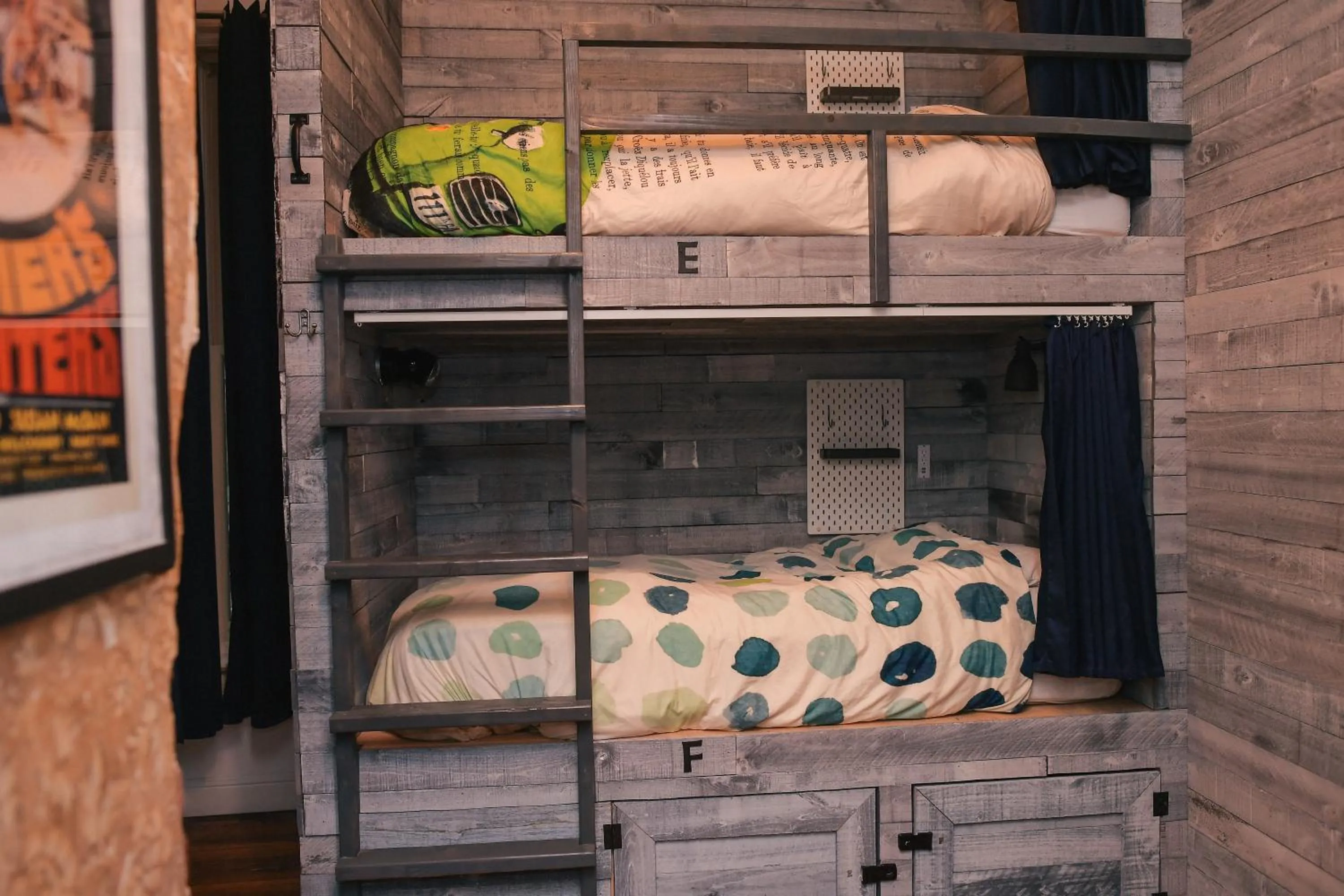 Bedroom, Bed in Hostel Fish