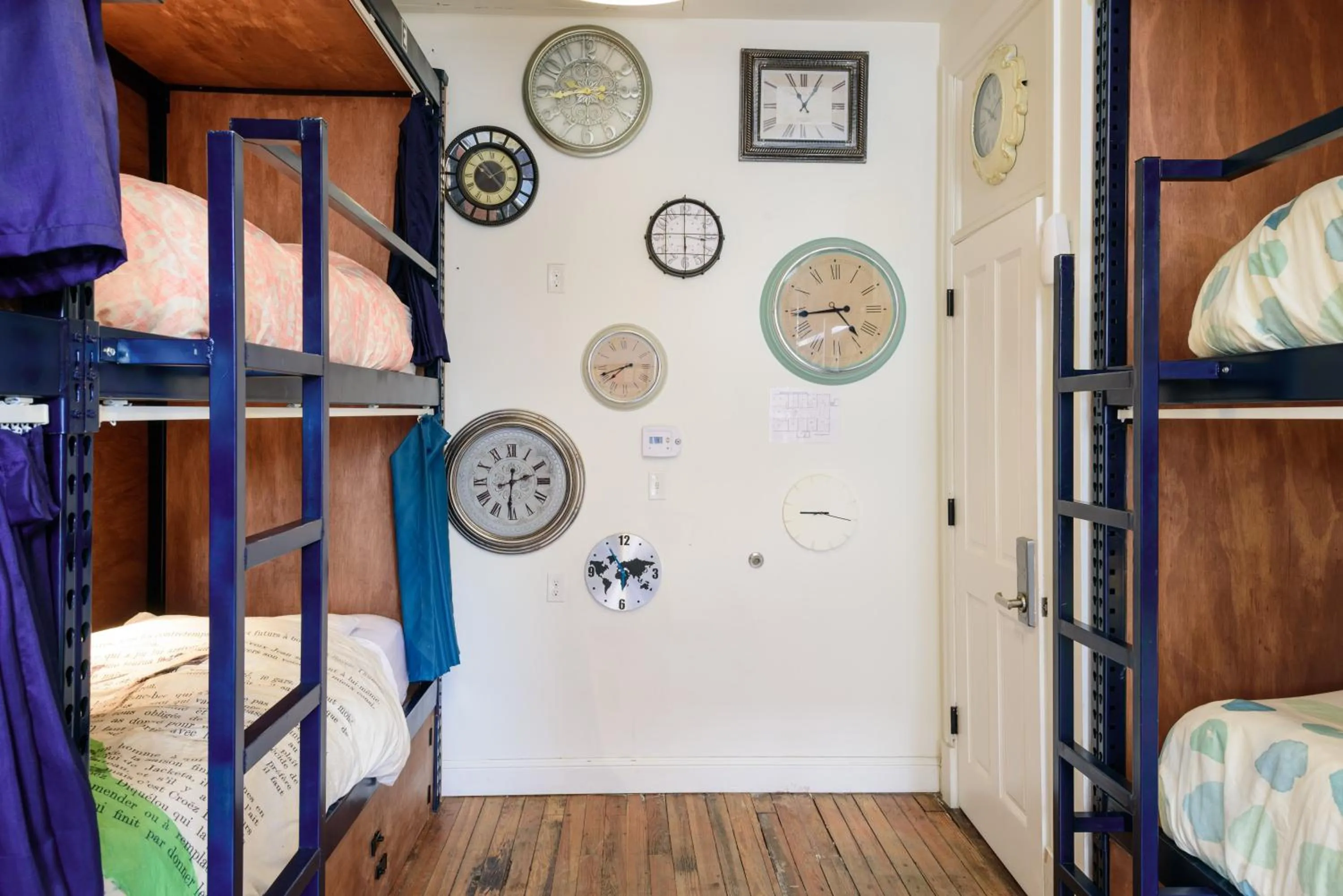 Bedroom, Bed in Hostel Fish