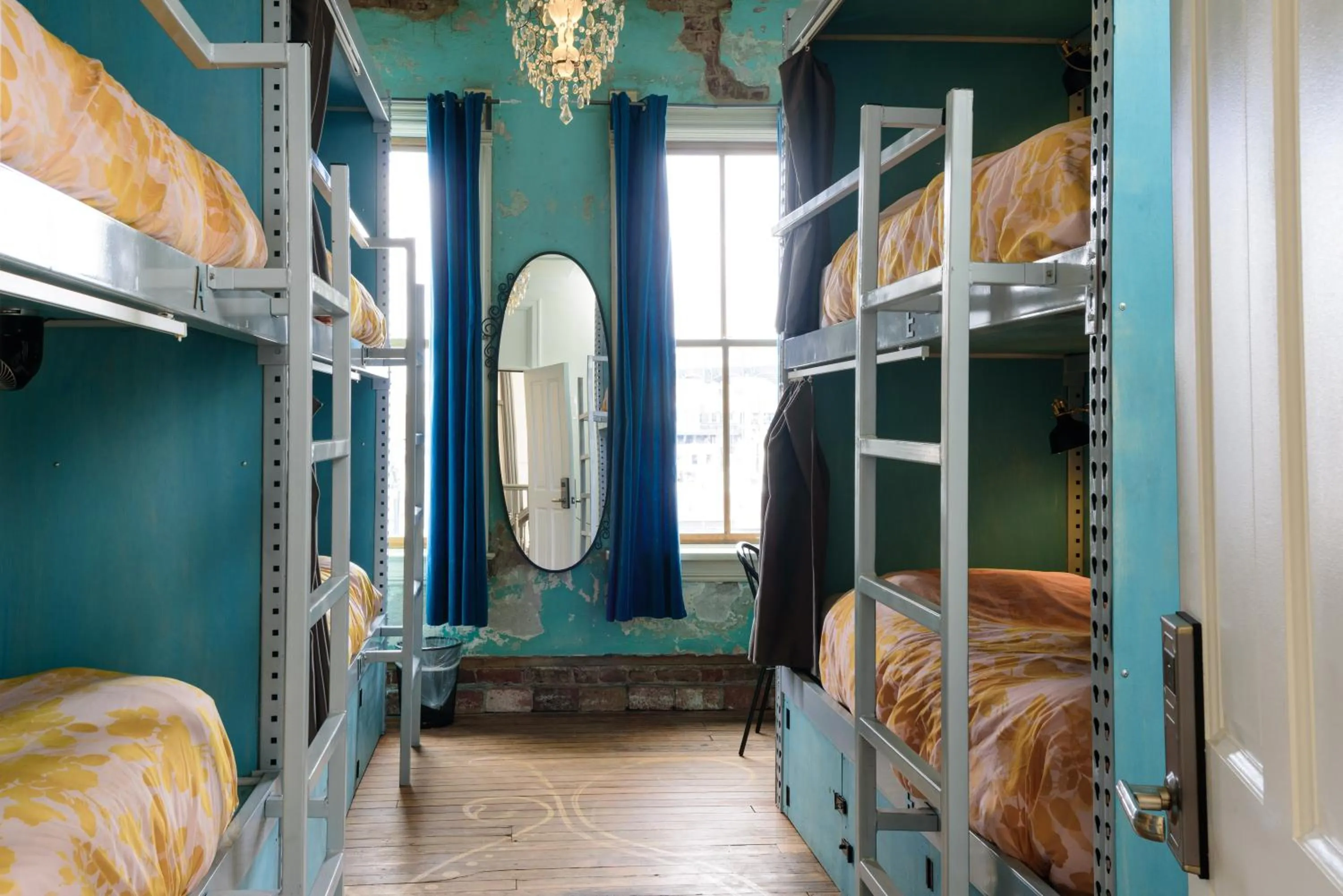 bunk bed, Bed in Hostel Fish