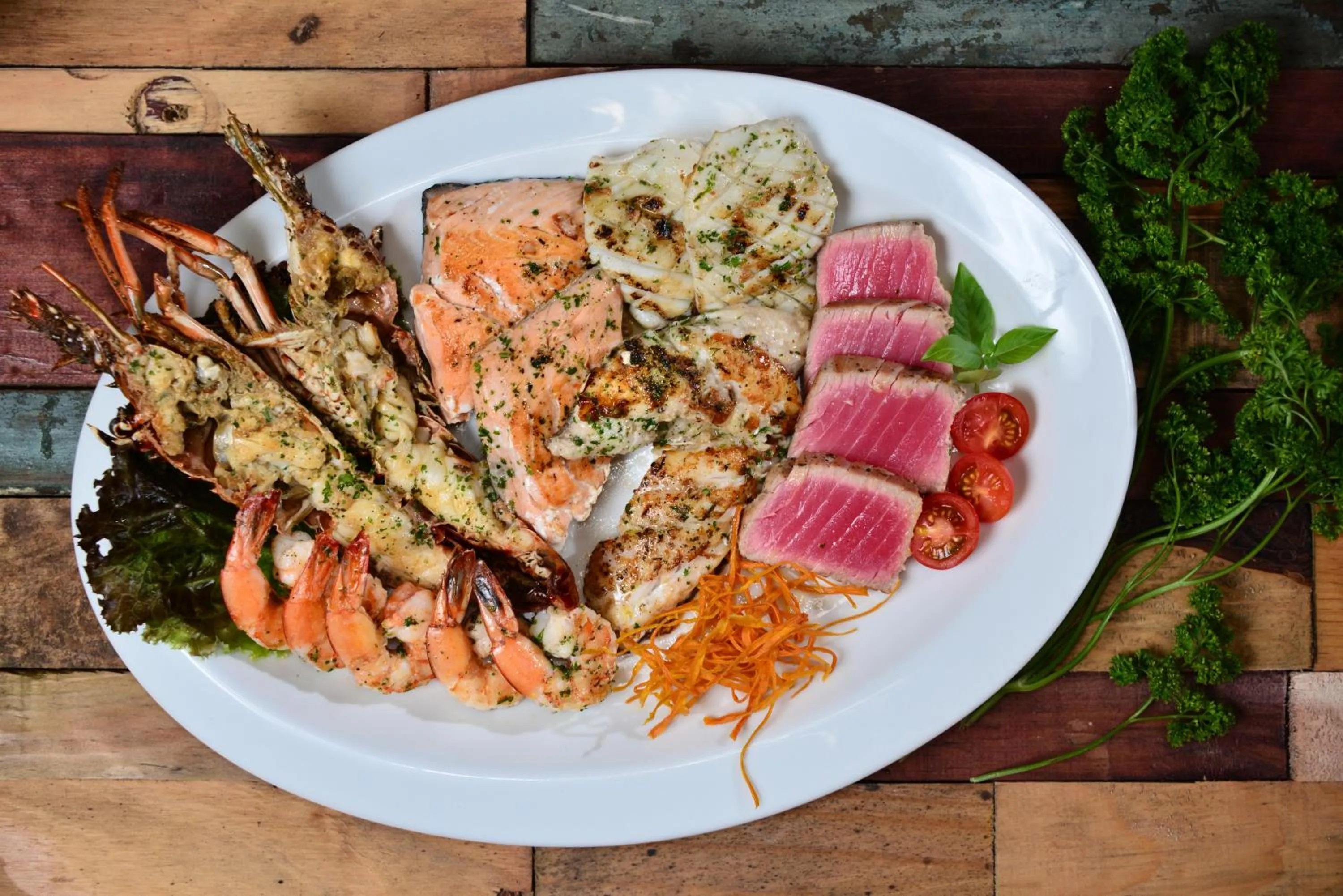 Restaurant/places to eat in Unic Design Hotel & Restaurant- 5th Avenue