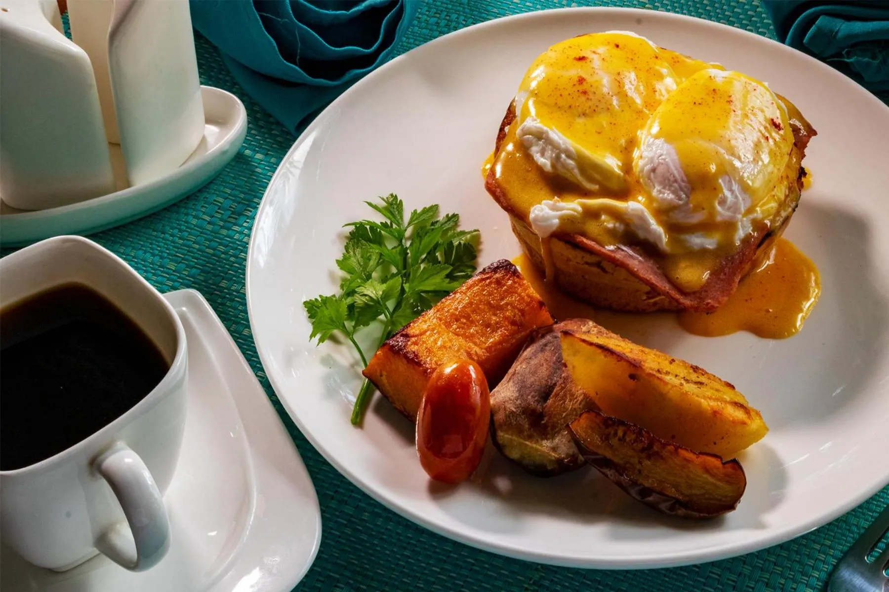 Breakfast in The Sanctuary Hotel Resort Spa