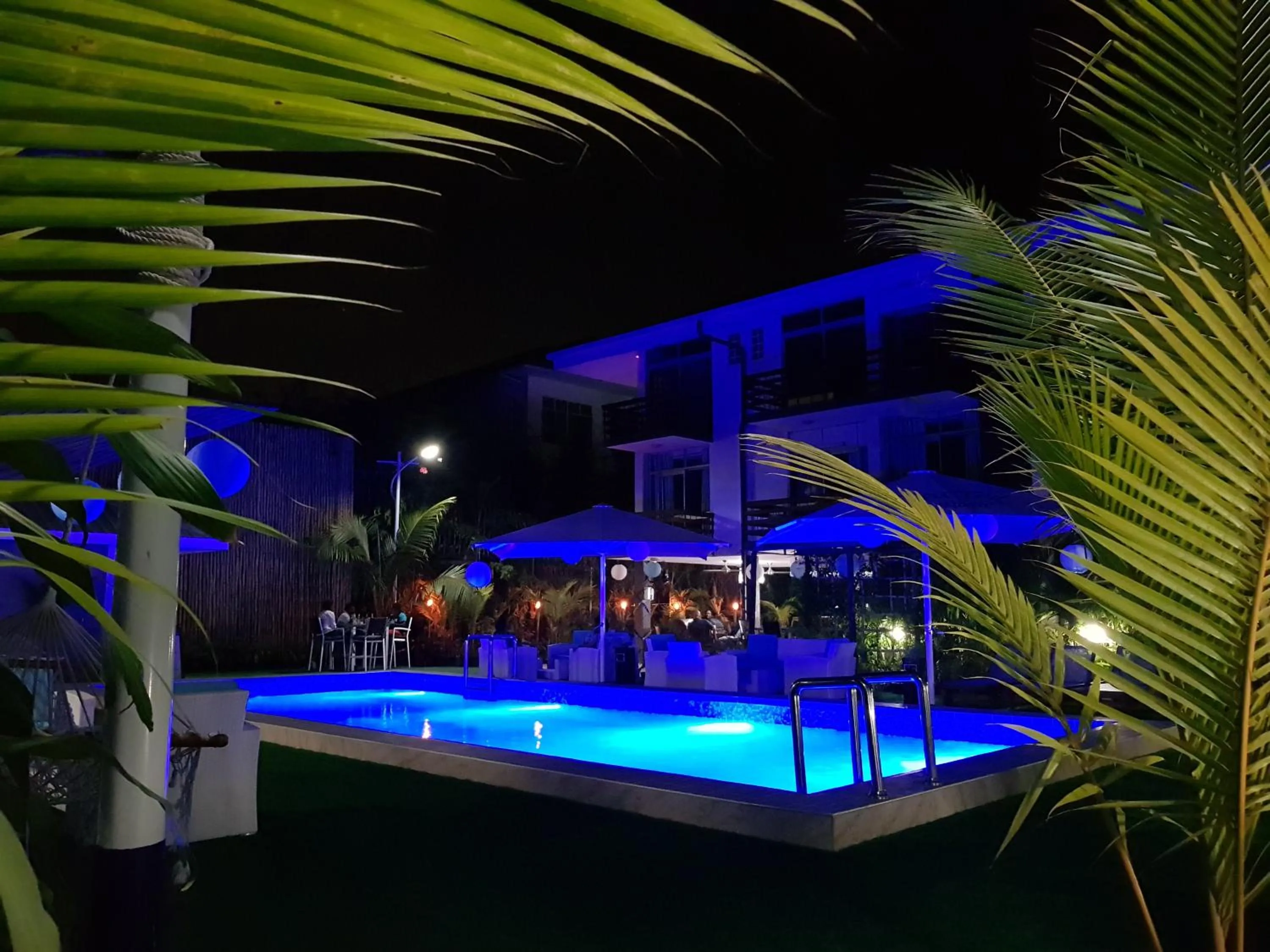 Swimming pool in The Sanctuary Hotel Resort Spa