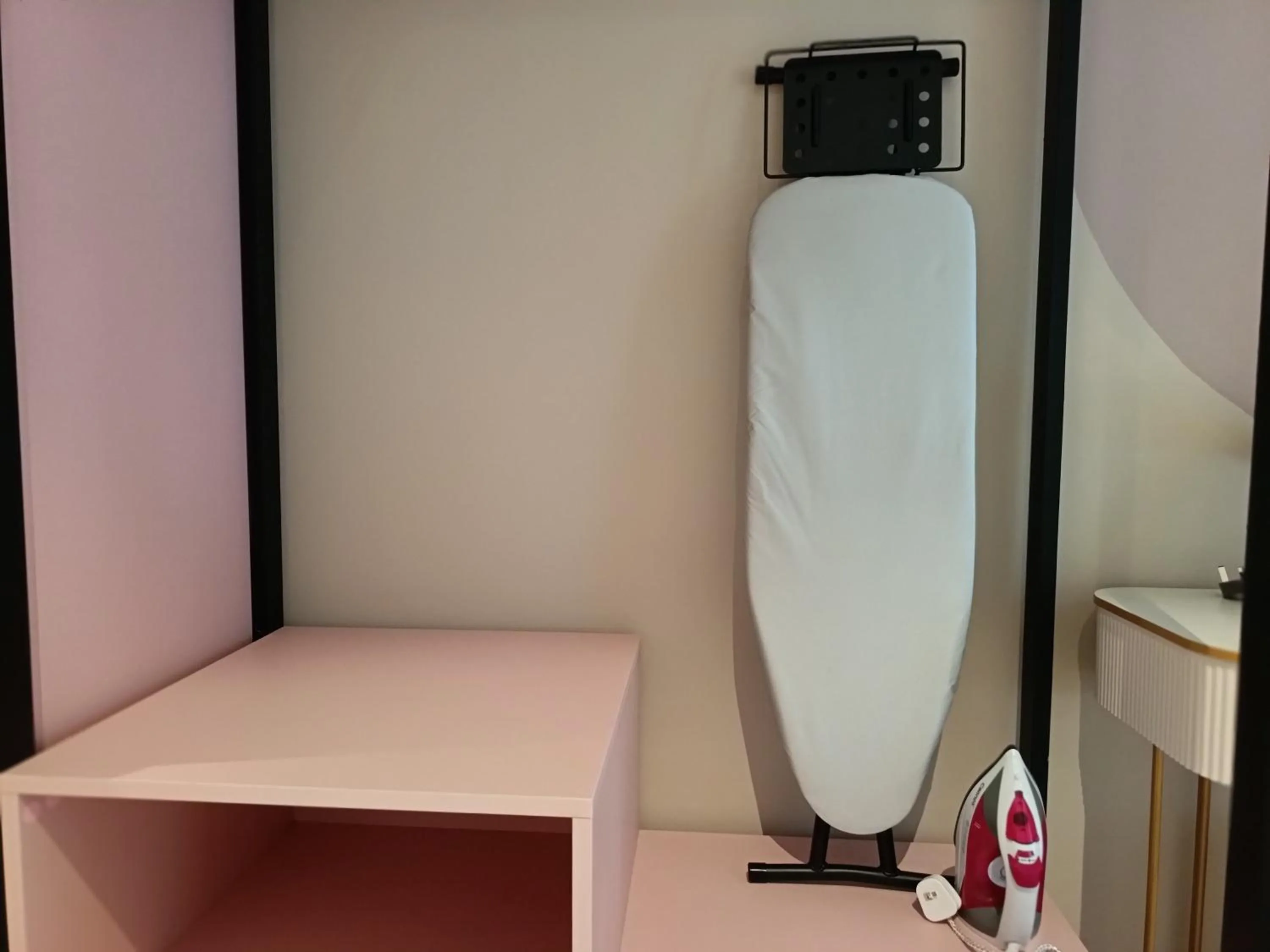 The Paxtonz by Manhattan Group