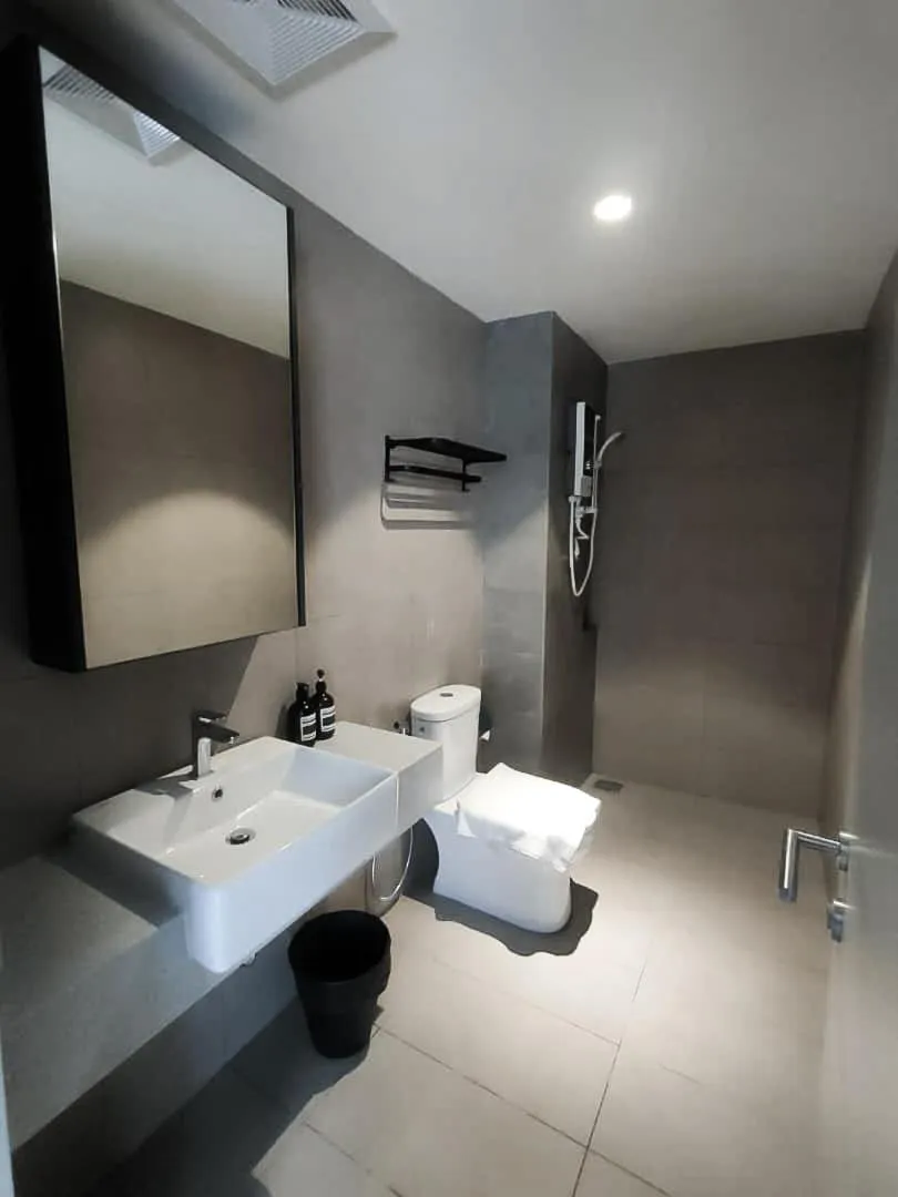 The Paxtonz by Manhattan Group