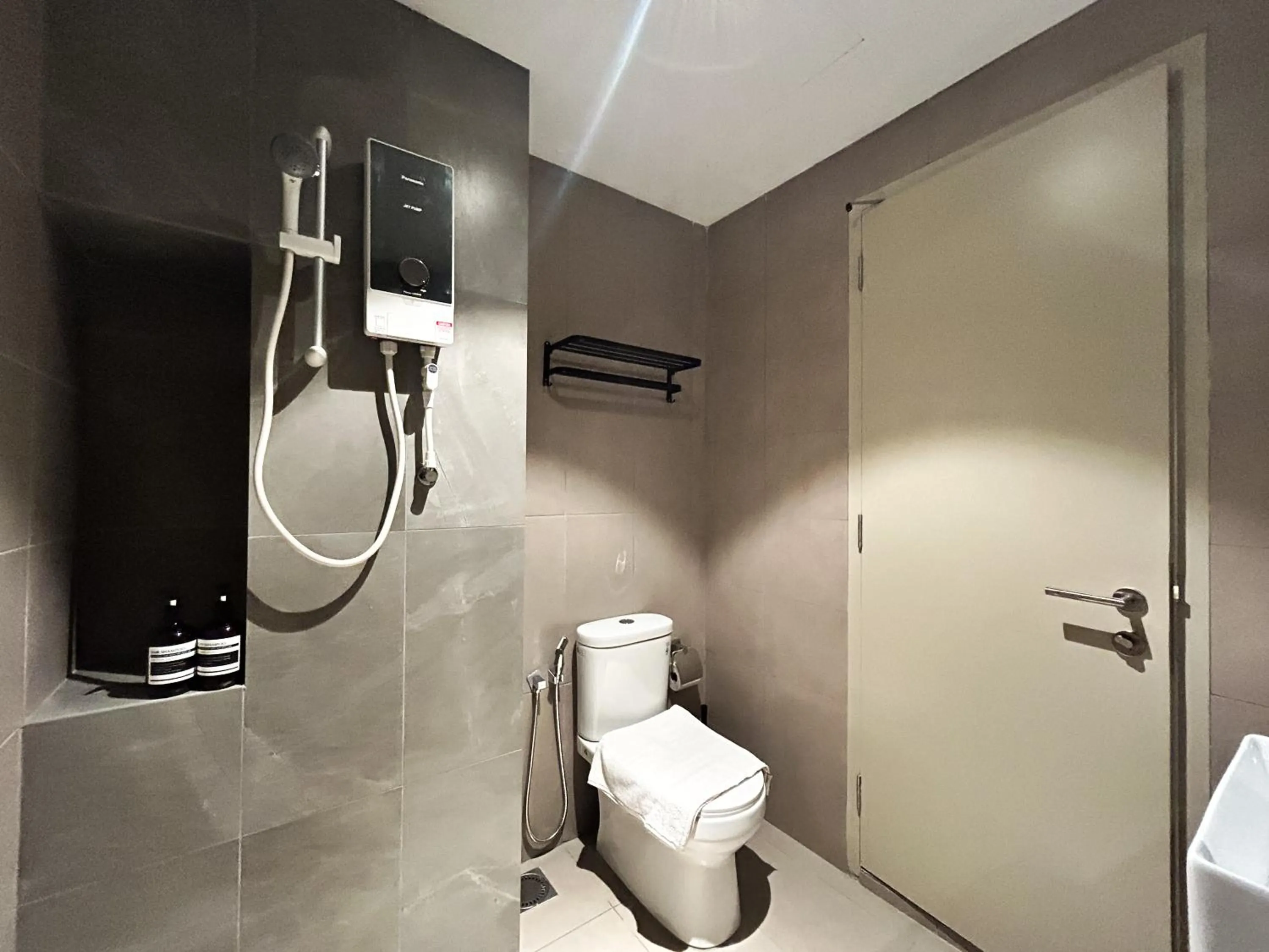 The Paxtonz by Manhattan Group