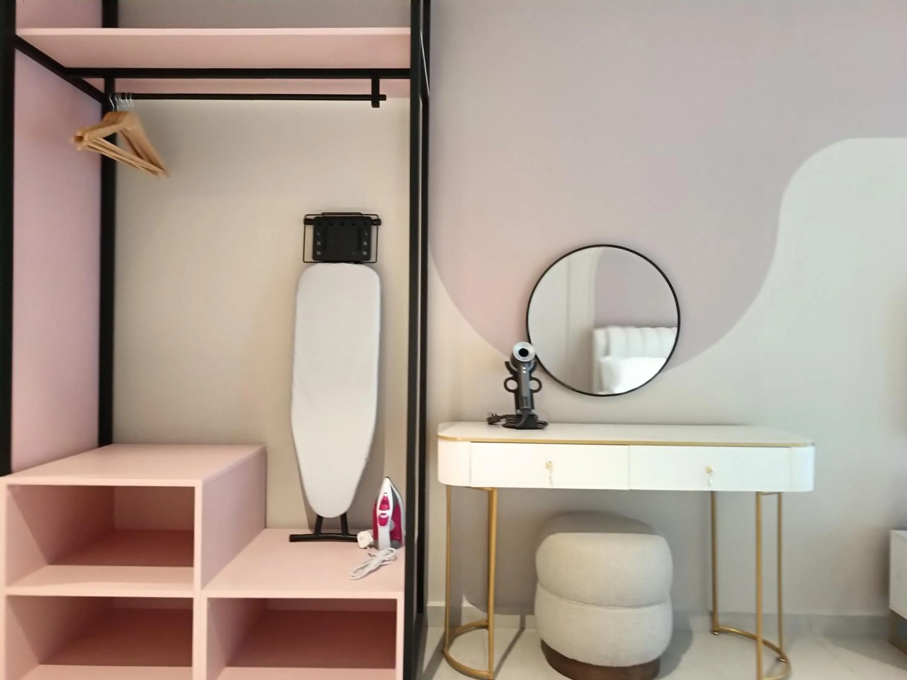 The Paxtonz by Manhattan Group