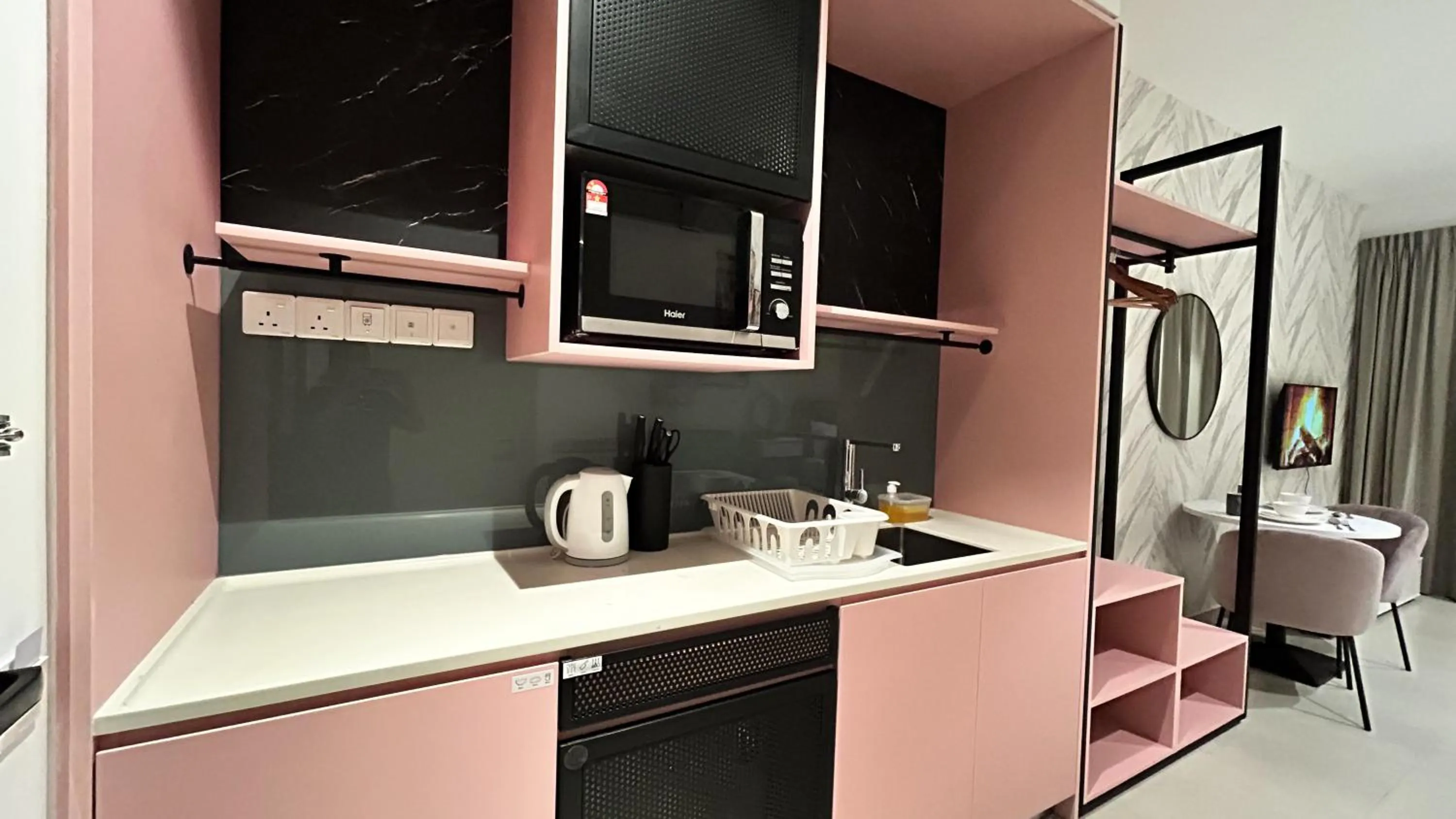 The Paxtonz by Manhattan Group