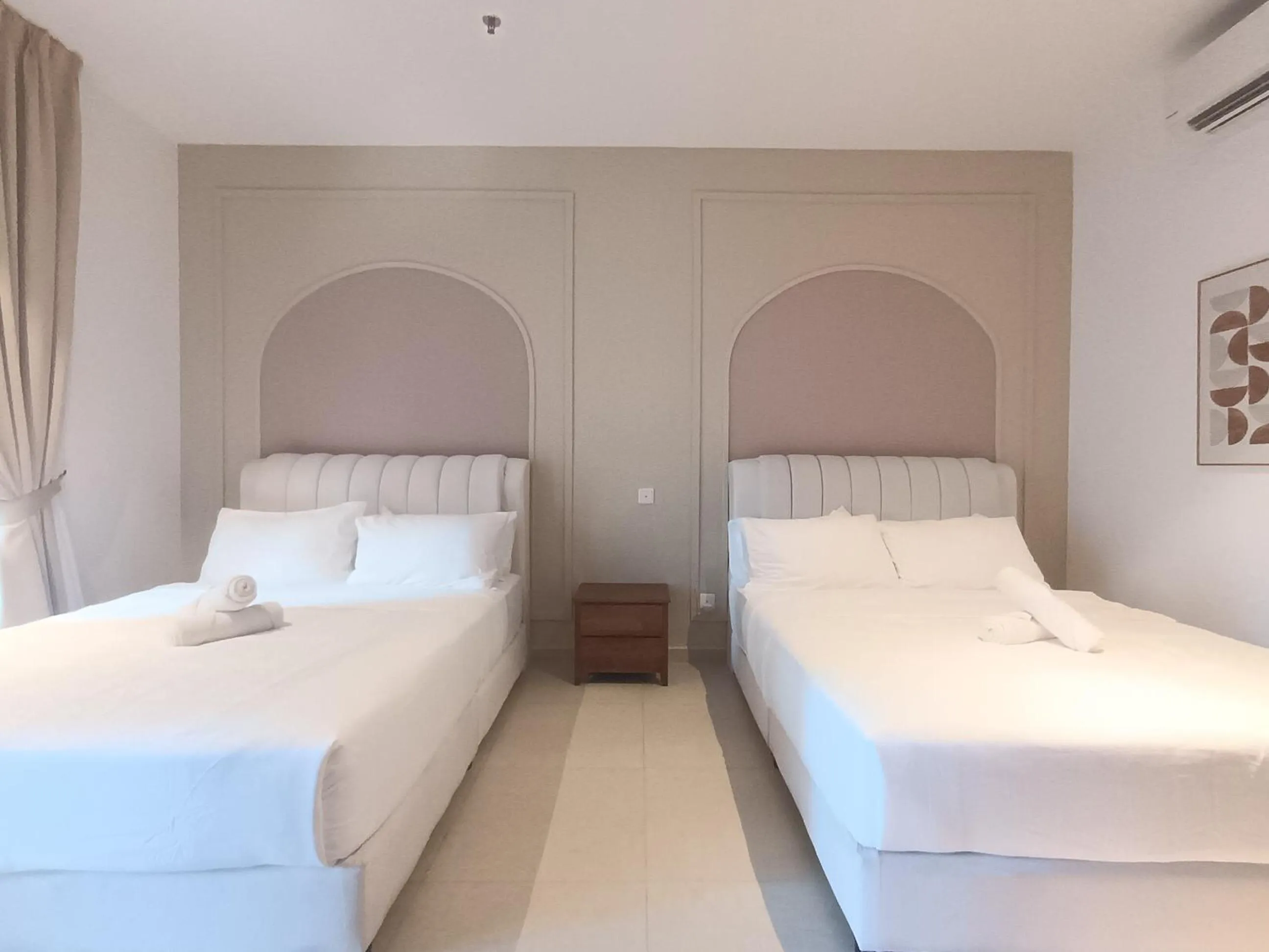 Bed in The Paxtonz by Manhattan Group