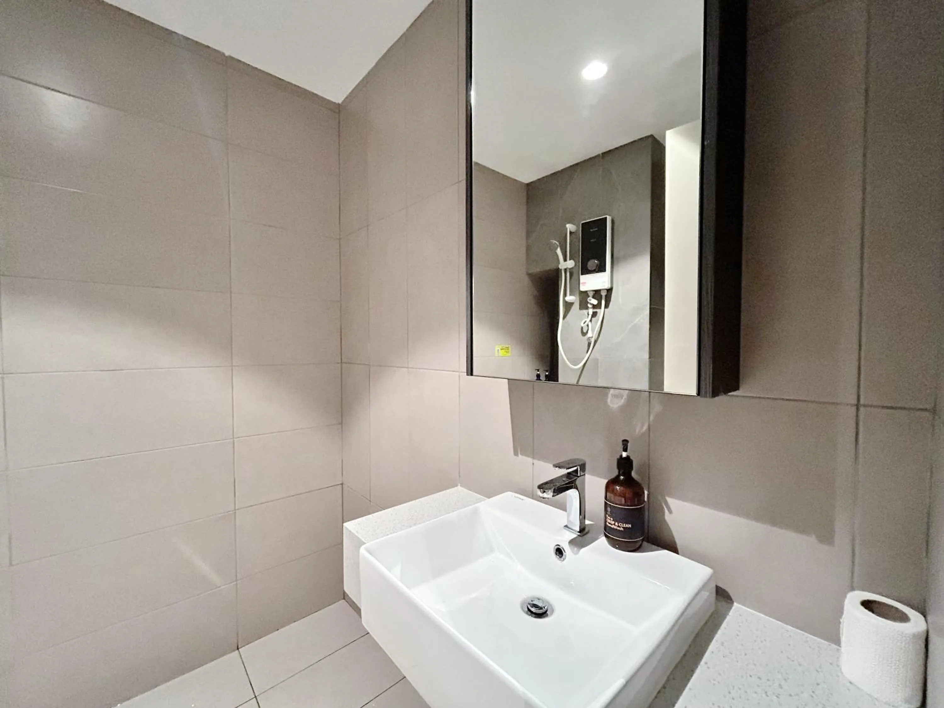 The Paxtonz by Manhattan Group