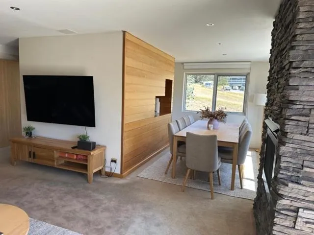 Altitude Apartments