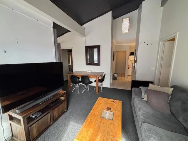 Altitude Apartments