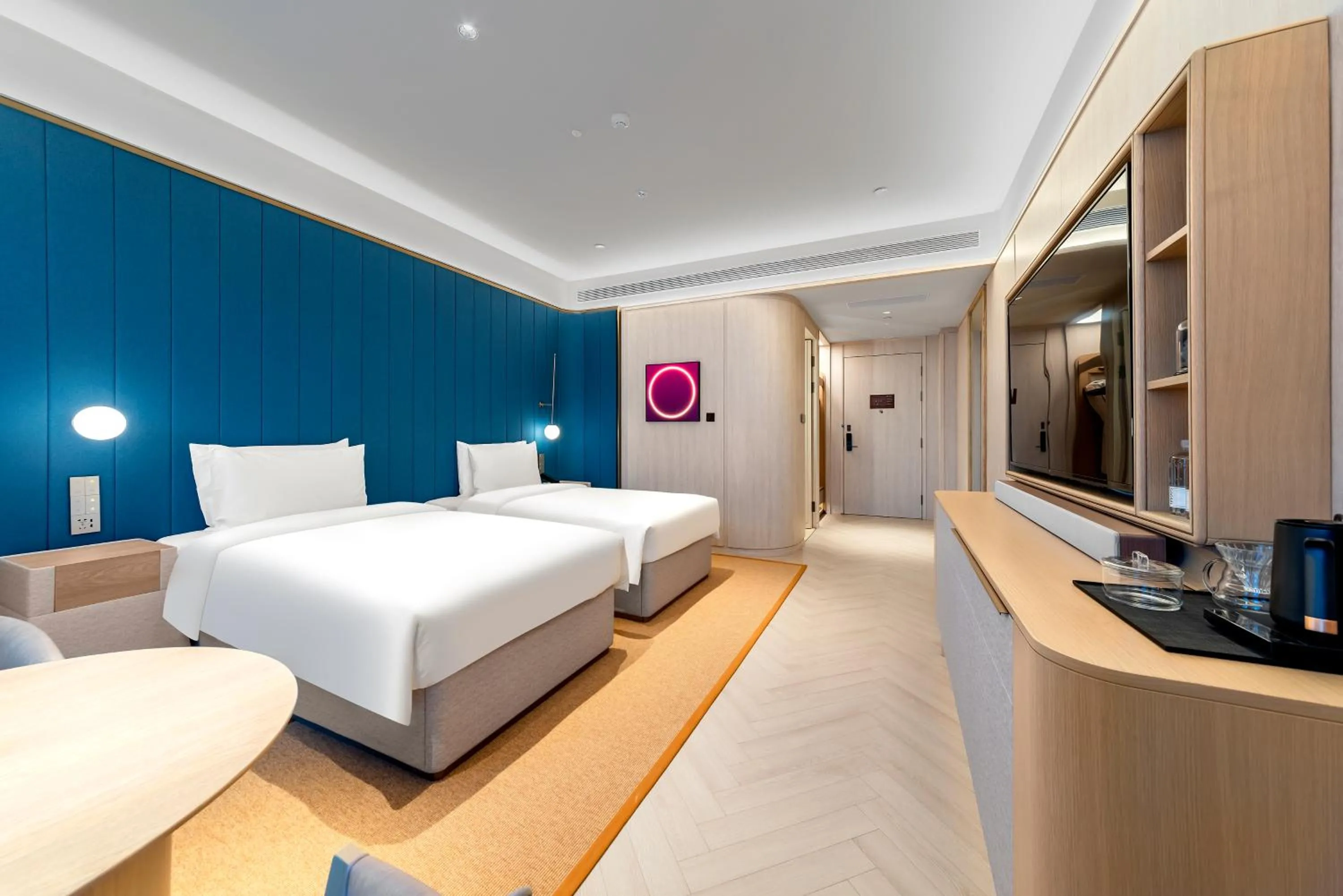 Photo of the whole room, Bed in Orange Crystal High-tech Convention and Exhibition Center Hotel