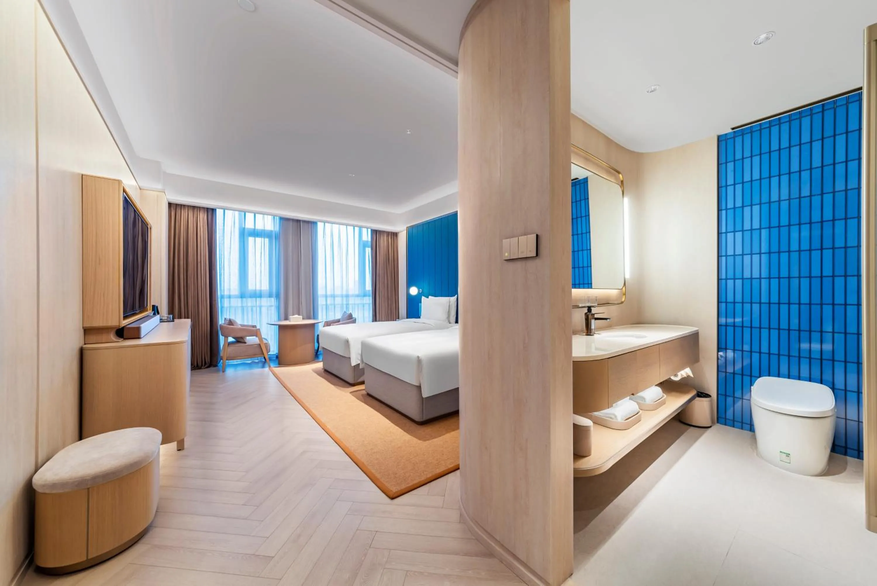 Photo of the whole room, Bed in Orange Crystal High-tech Convention and Exhibition Center Hotel