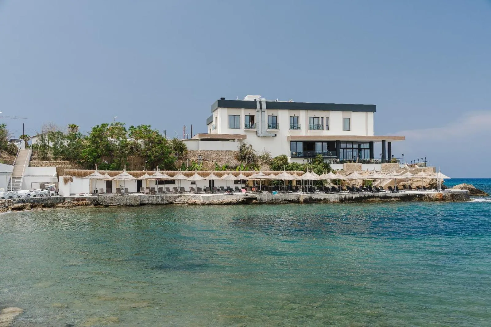 Shayna Beach Club