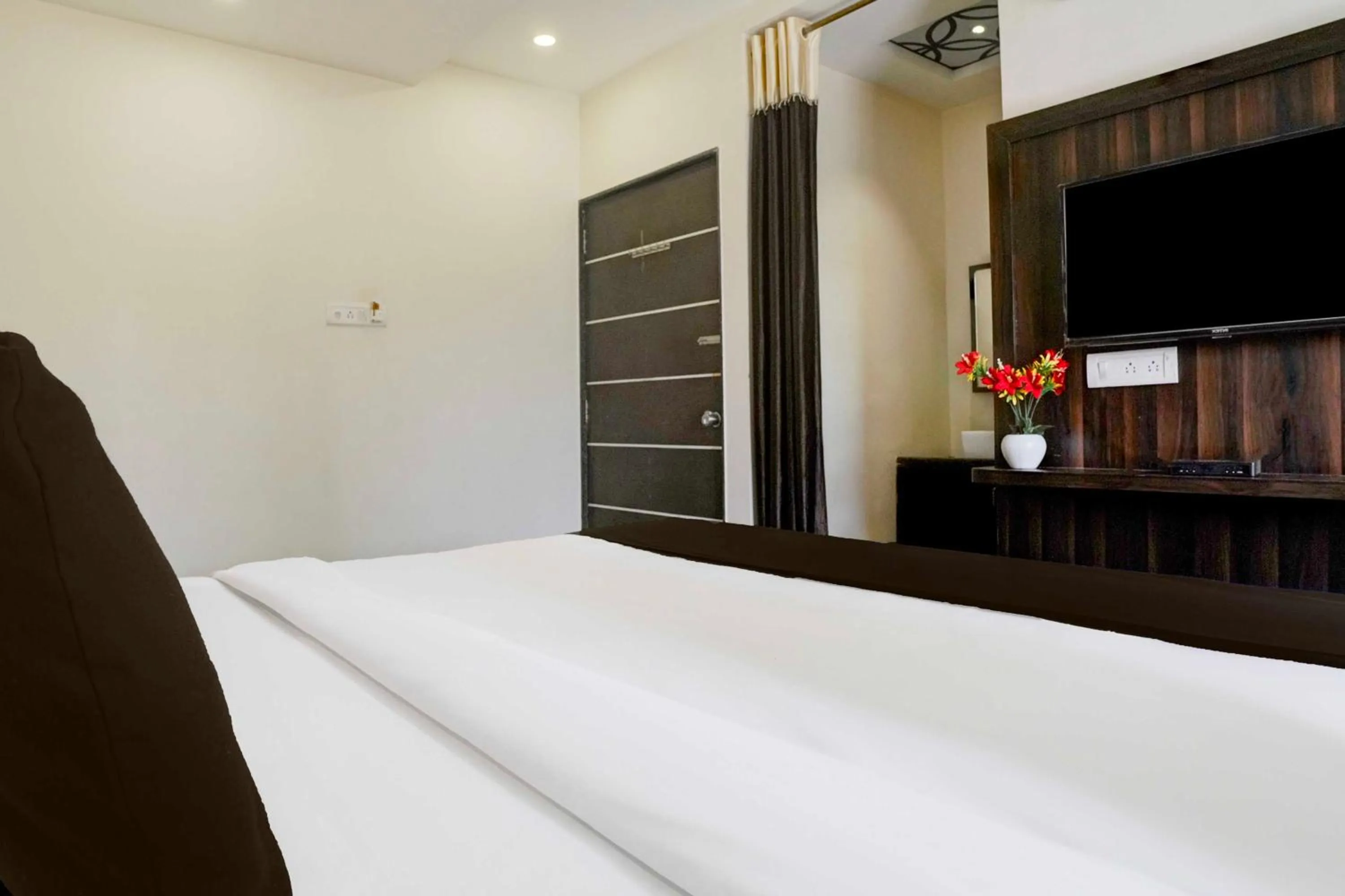 Bedroom, Bed in Collection O Shirdi Shree Virbhadra Temple