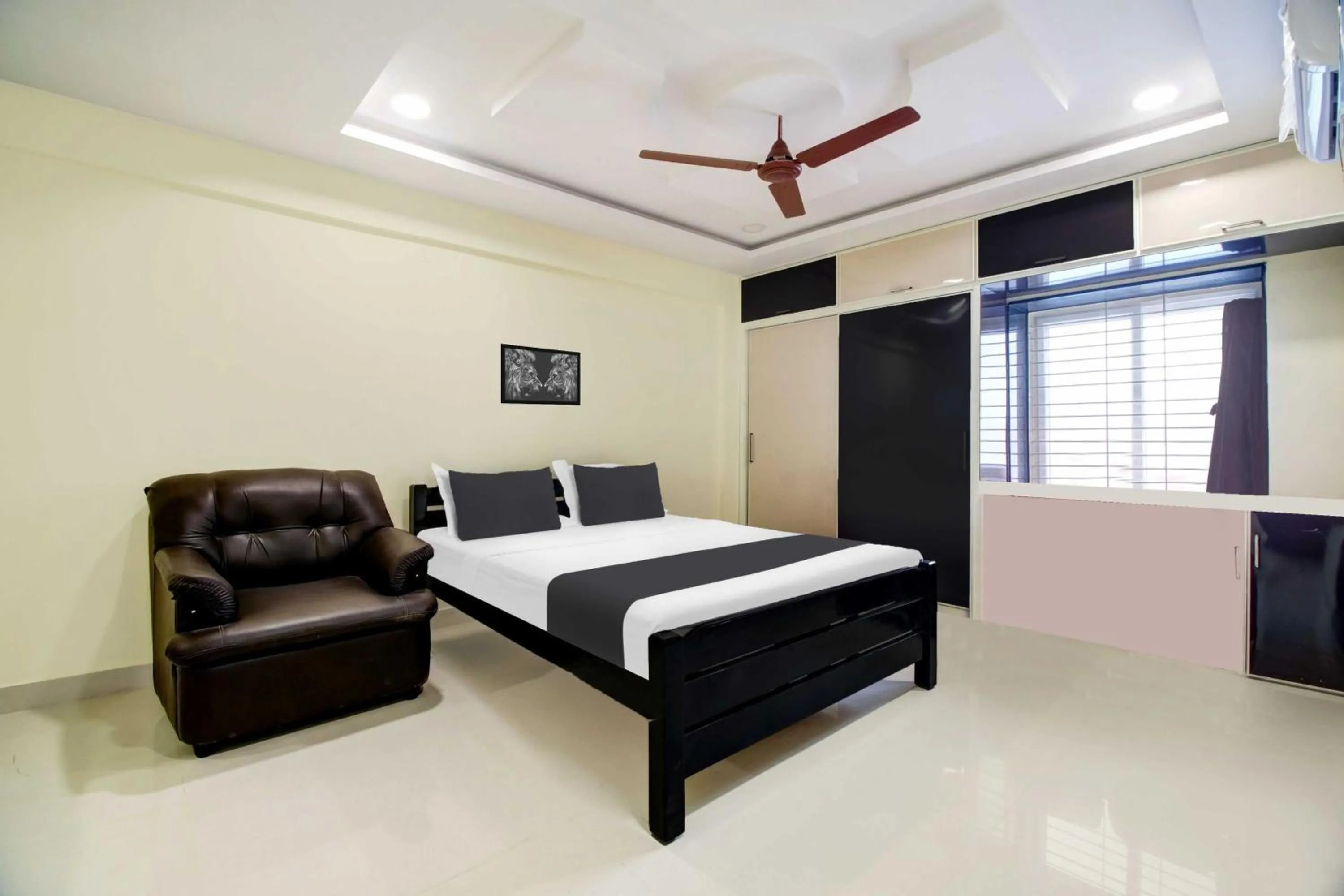 Bedroom, Bed in Collection O Visakhapatnam Government Institute of Chemical Engineering