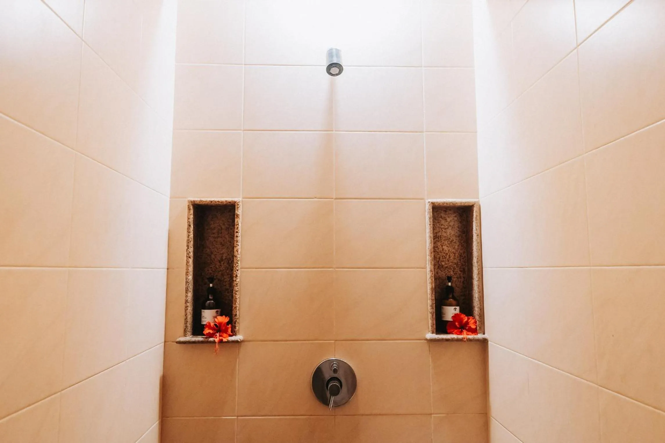 Shower in Bumi Kinar Heritage