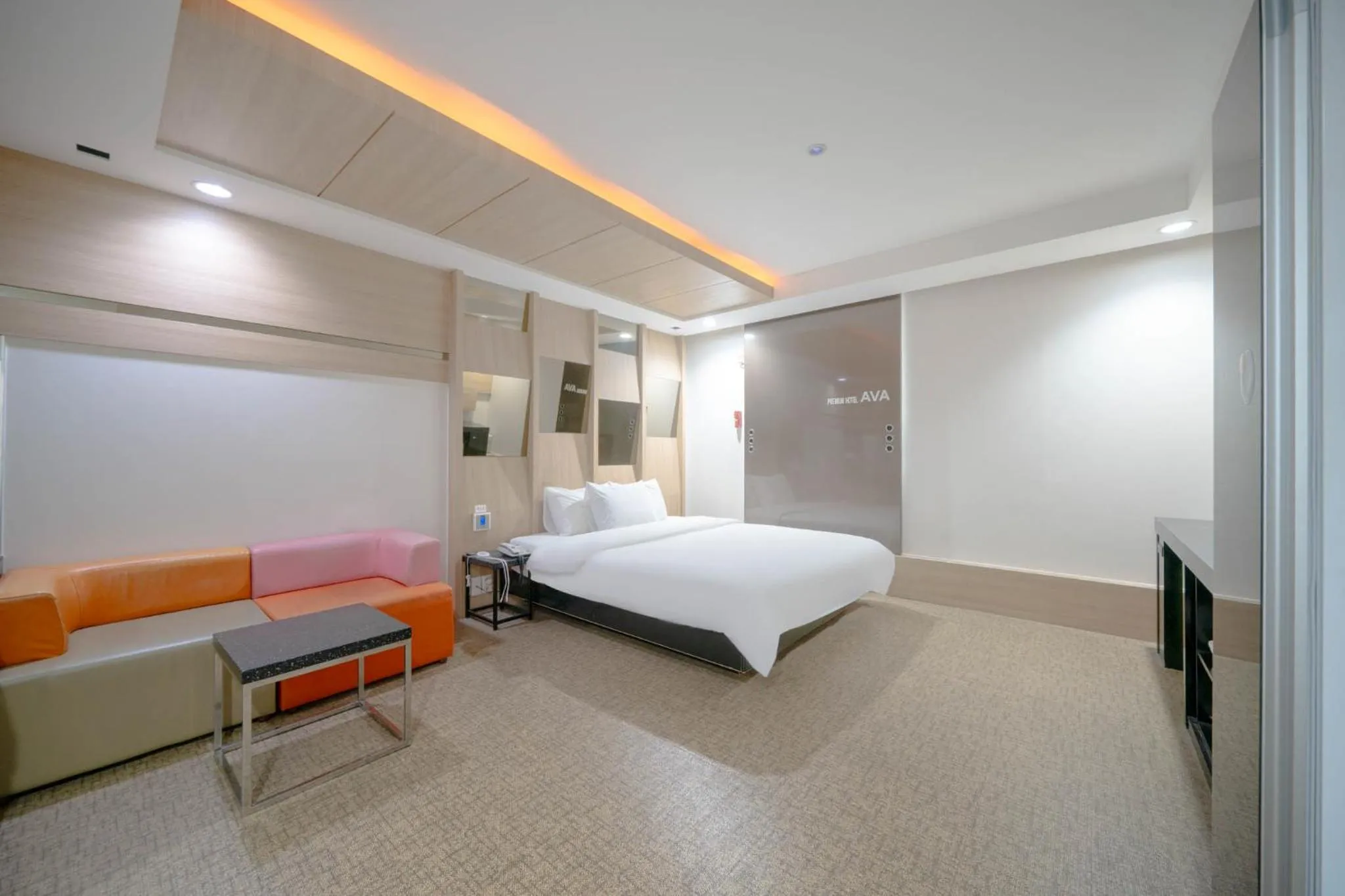 Bed in Changwon Ava Hotel