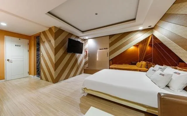 Bed in Changwon Ava Hotel