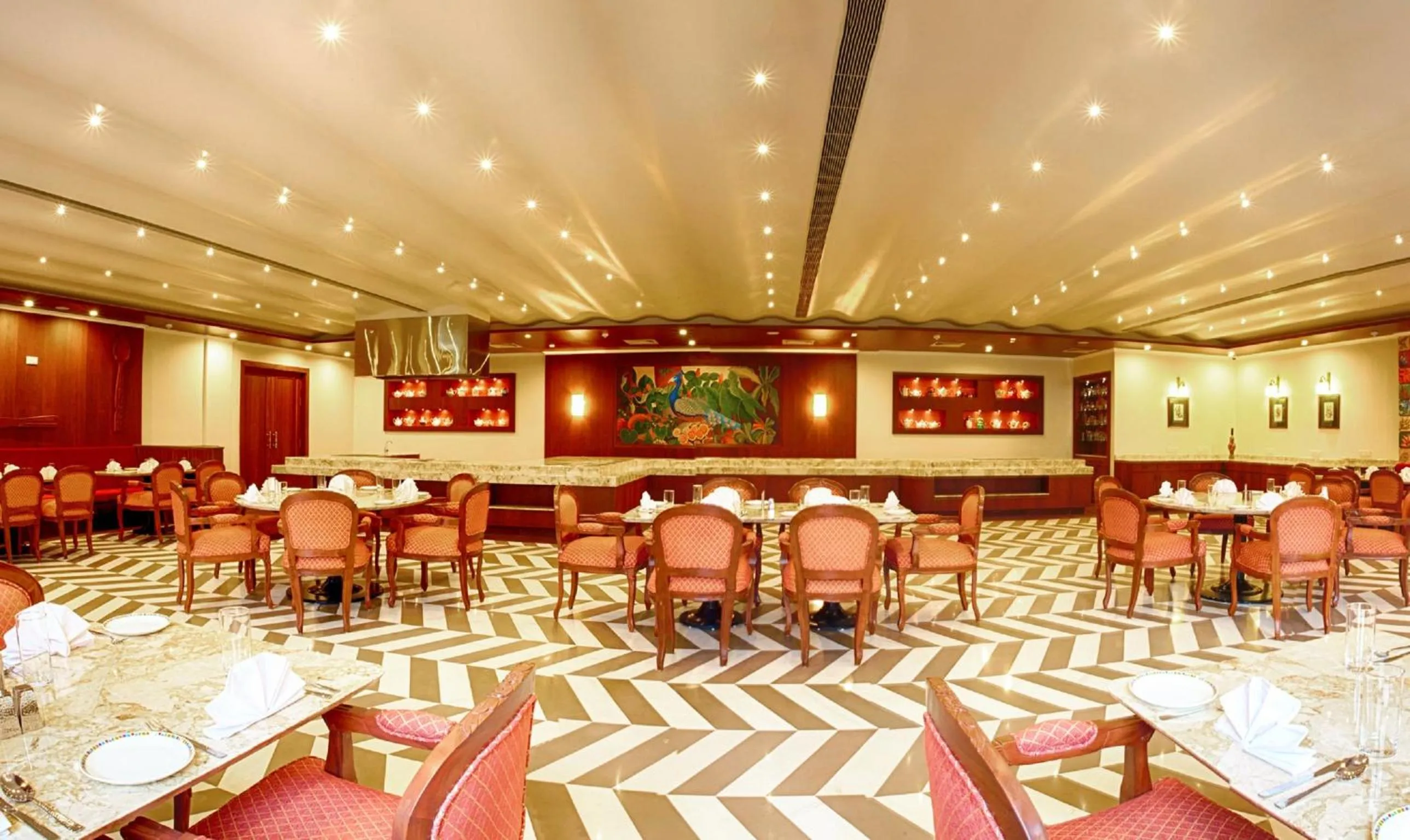 Restaurant/places to eat in Regency Lagoon Resort