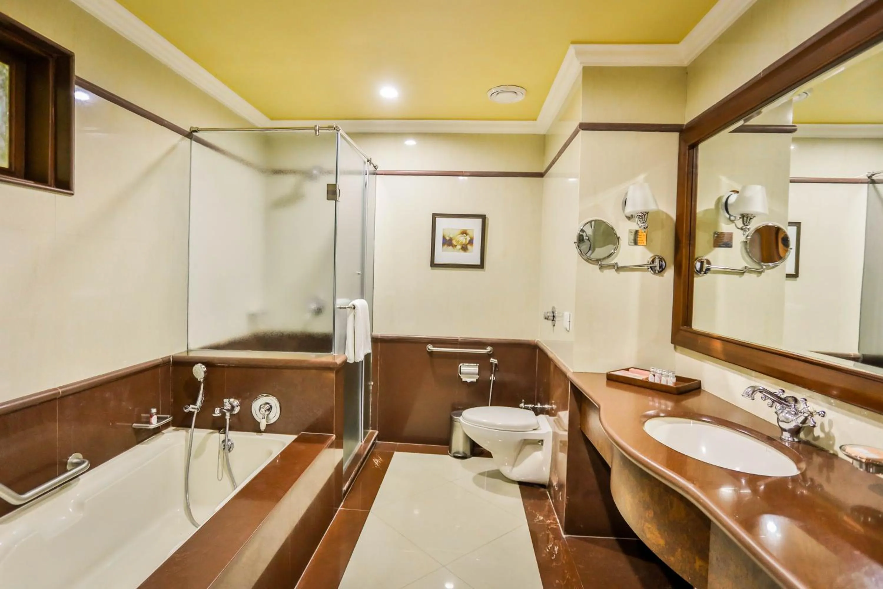 Bathroom in Regency Lagoon Resort