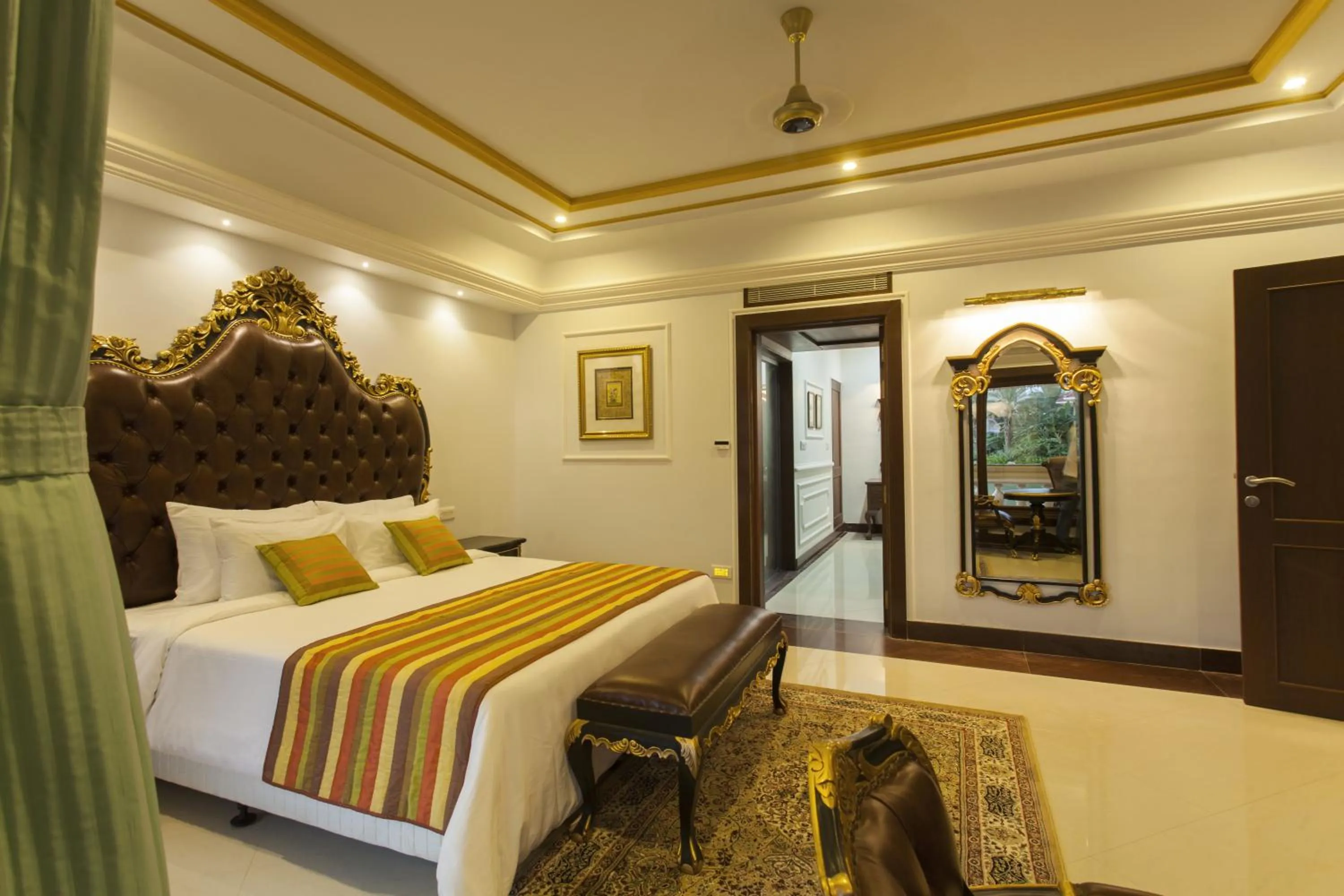 Bedroom, Bed in Regency Lagoon Resort