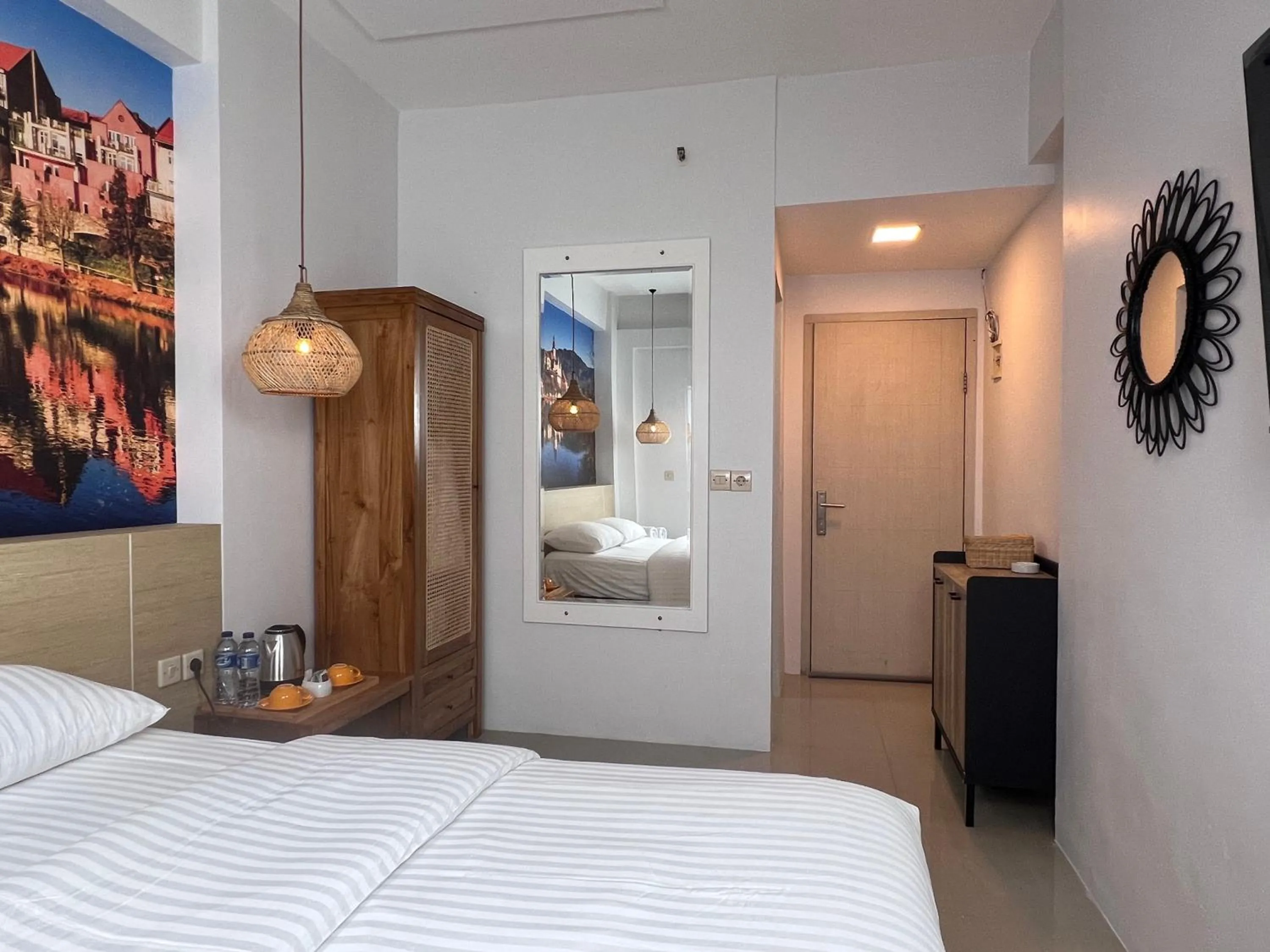 Bedroom, Bed in Fastrooms Bekasi