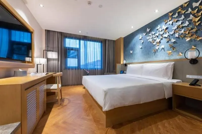 Orange Crystal Qingdao Jimo Ancient City Hotel