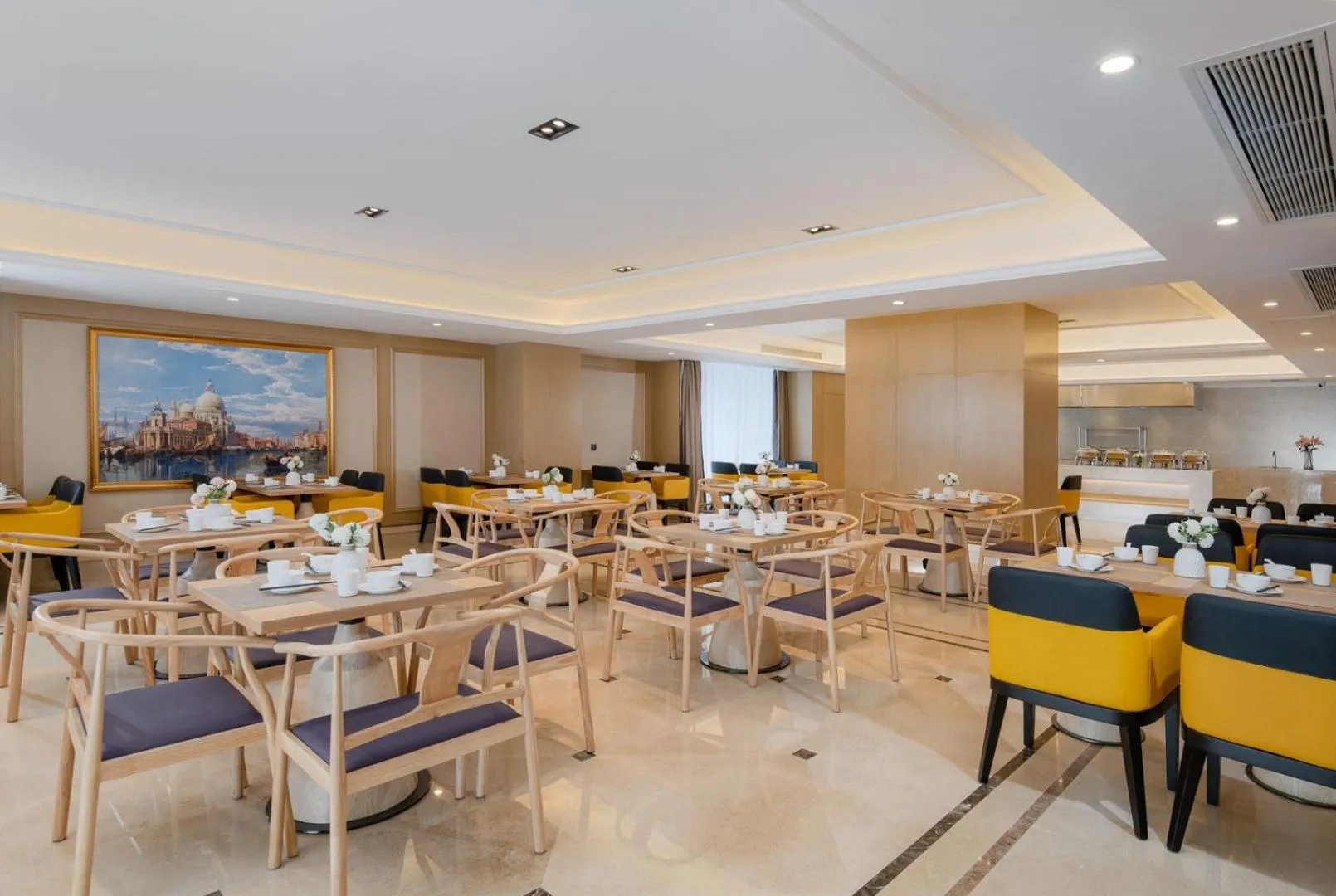 Restaurant/places to eat in Venus International Hotel Changsha Meixihu Branch