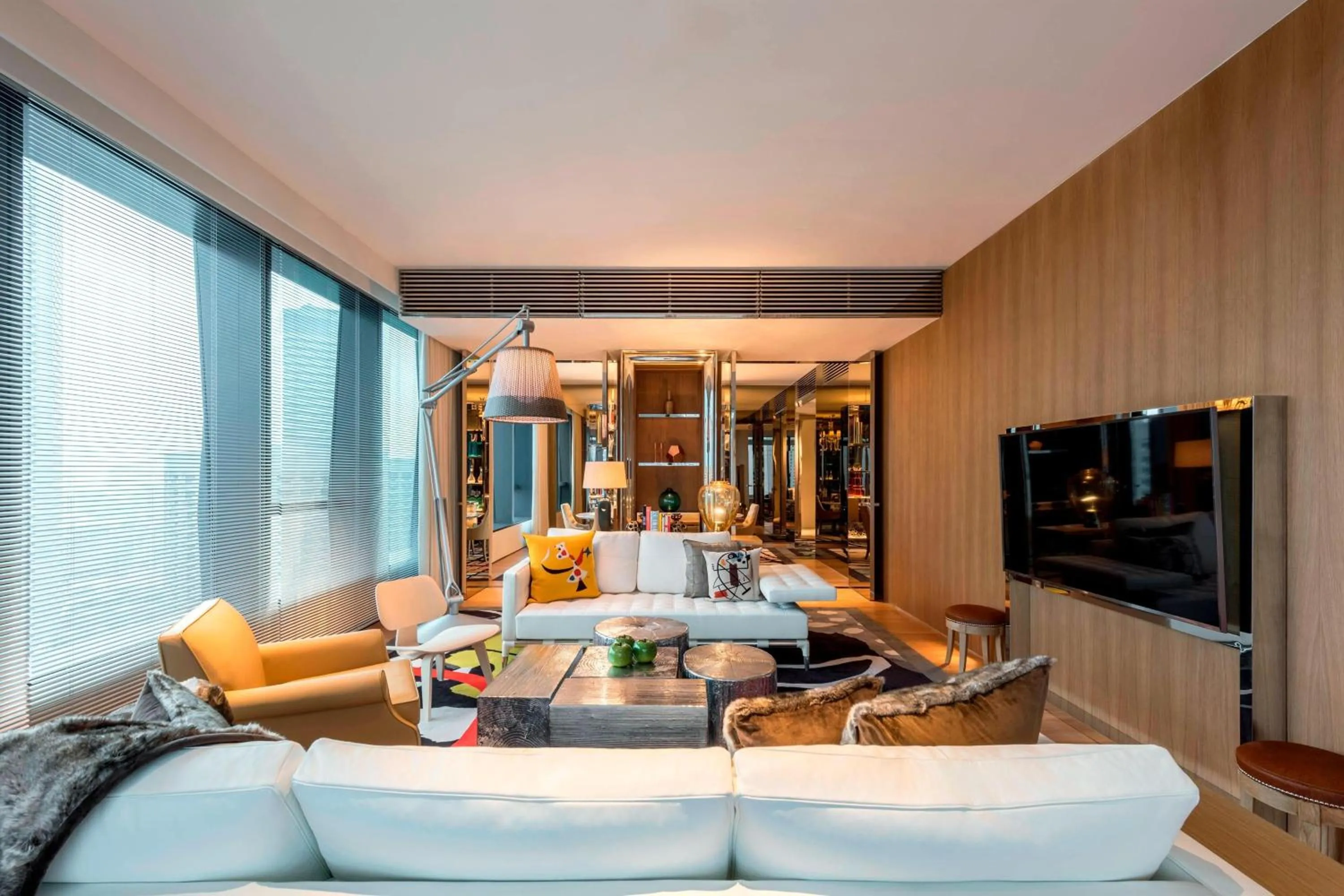 Living room in JW Marriott Hotel Singapore South Beach