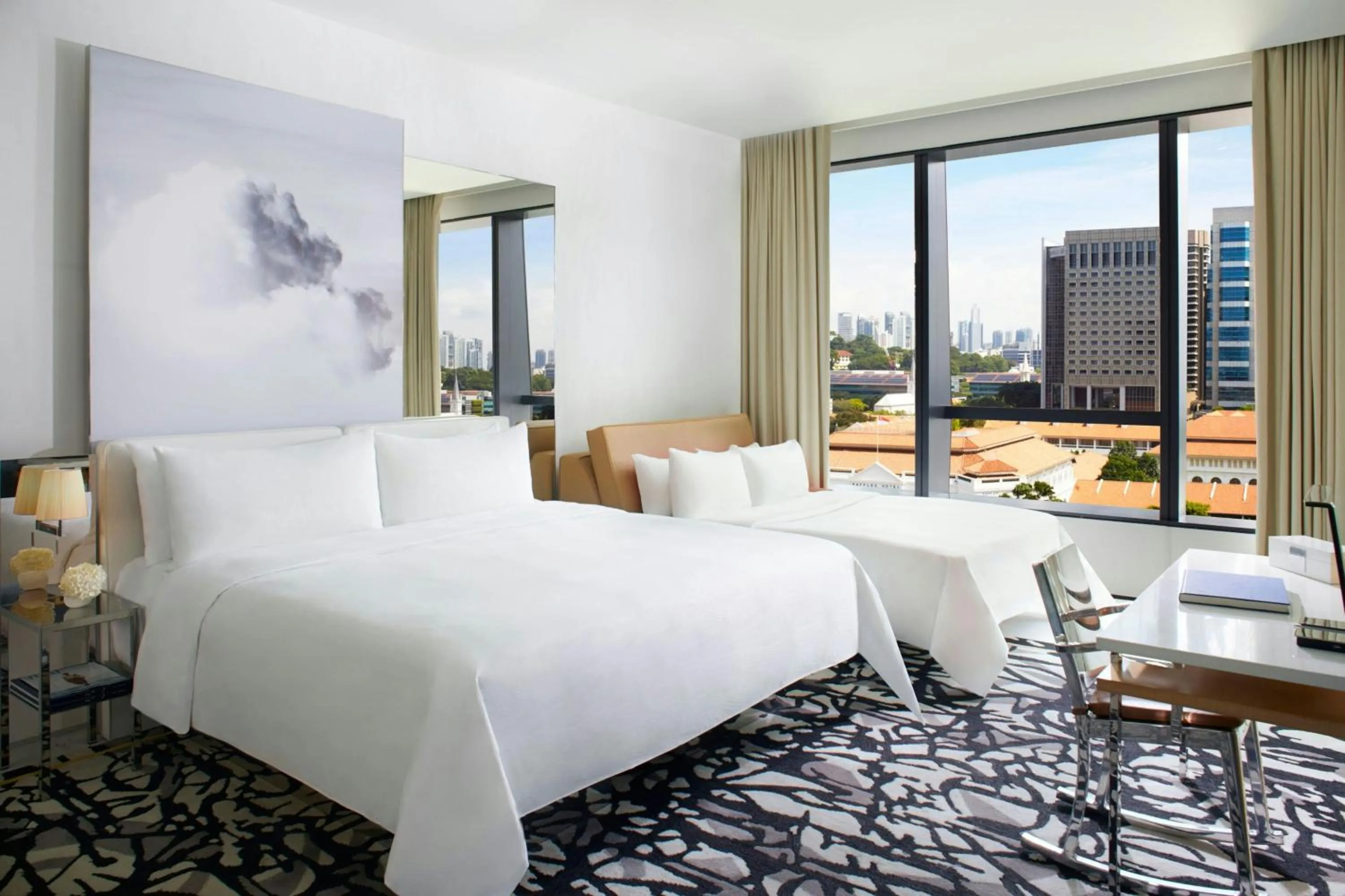 Photo of the whole room, Bed in JW Marriott Hotel Singapore South Beach