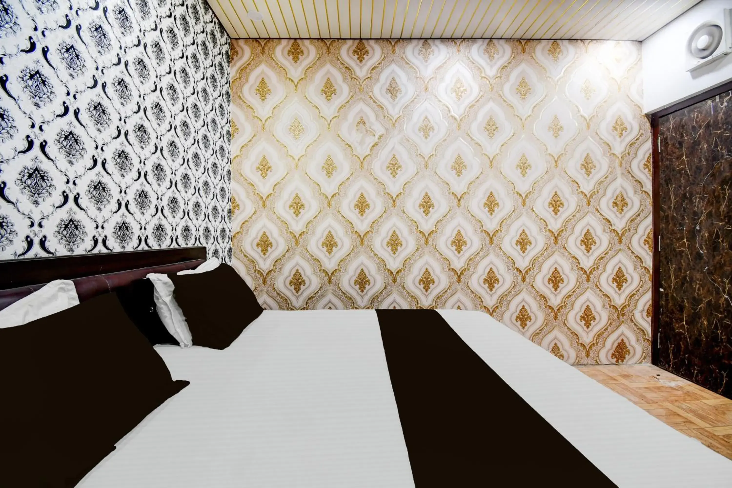 Bedroom, Bed in Super Hotel O Ambedkar Park Gorakhpur Formerly Mayur Residency Bedroom, Bed in Super Hotel O Ambedkar Park Gorakhpur Formerly Mayur Residency