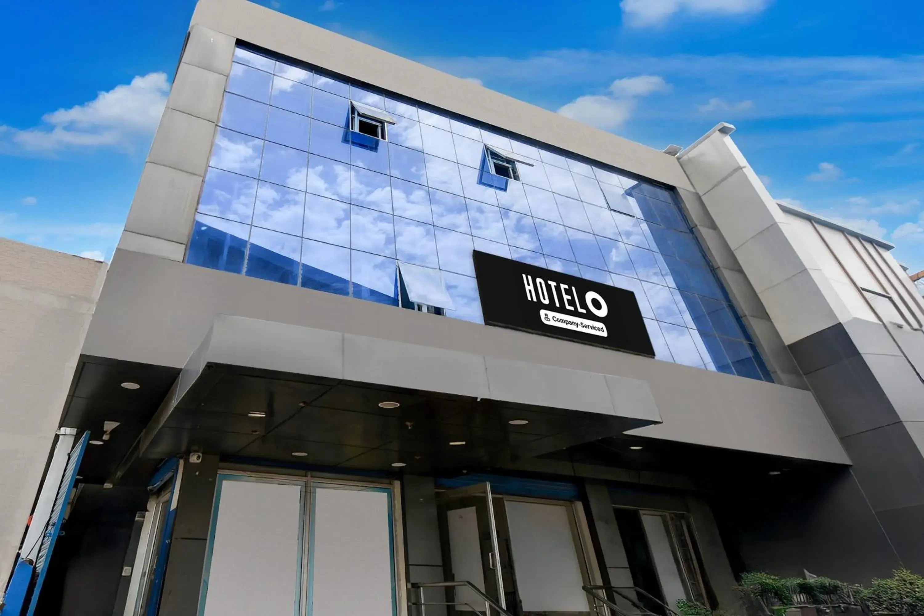 Facade/entrance in Super Hotel O Ambedkar Park Gorakhpur Formerly Mayur Residency Facade/entrance in Super Hotel O Ambedkar Park Gorakhpur Formerly Mayur Residency