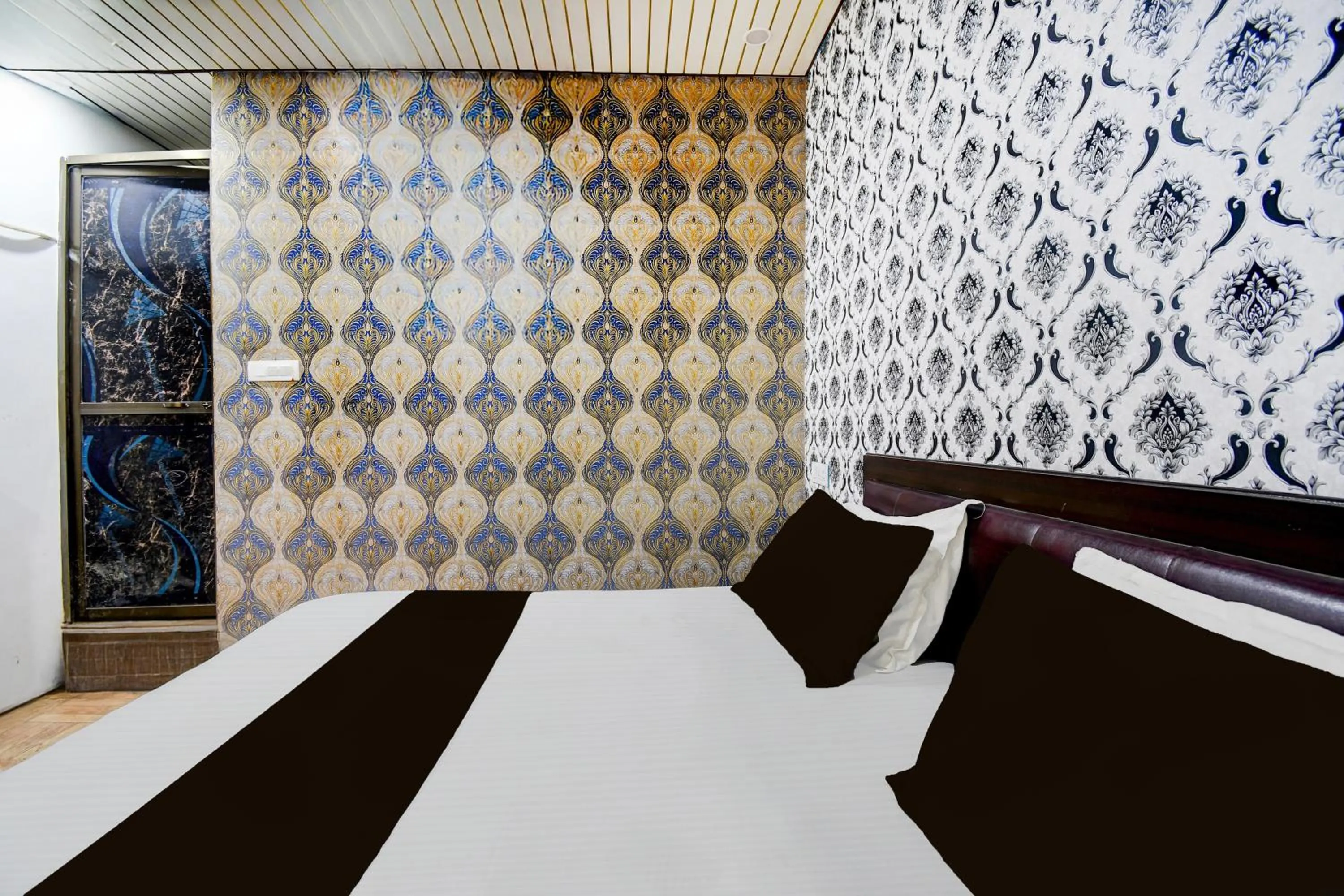 Bedroom, Bed in Super Hotel O Ambedkar Park Gorakhpur Formerly Mayur Residency