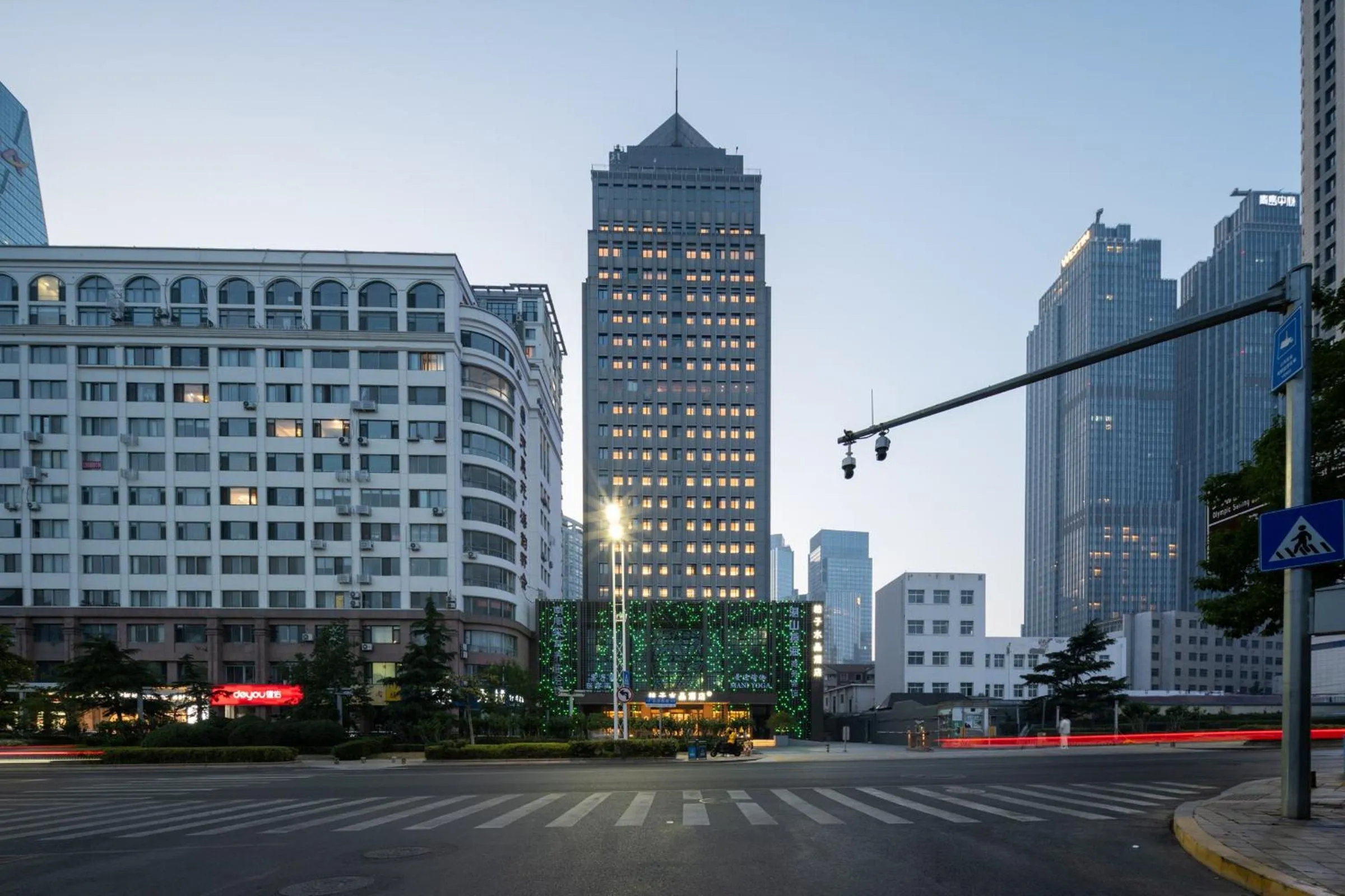 Crystal Orange Hotel Qingdao May Fourth Square Seaview Branch