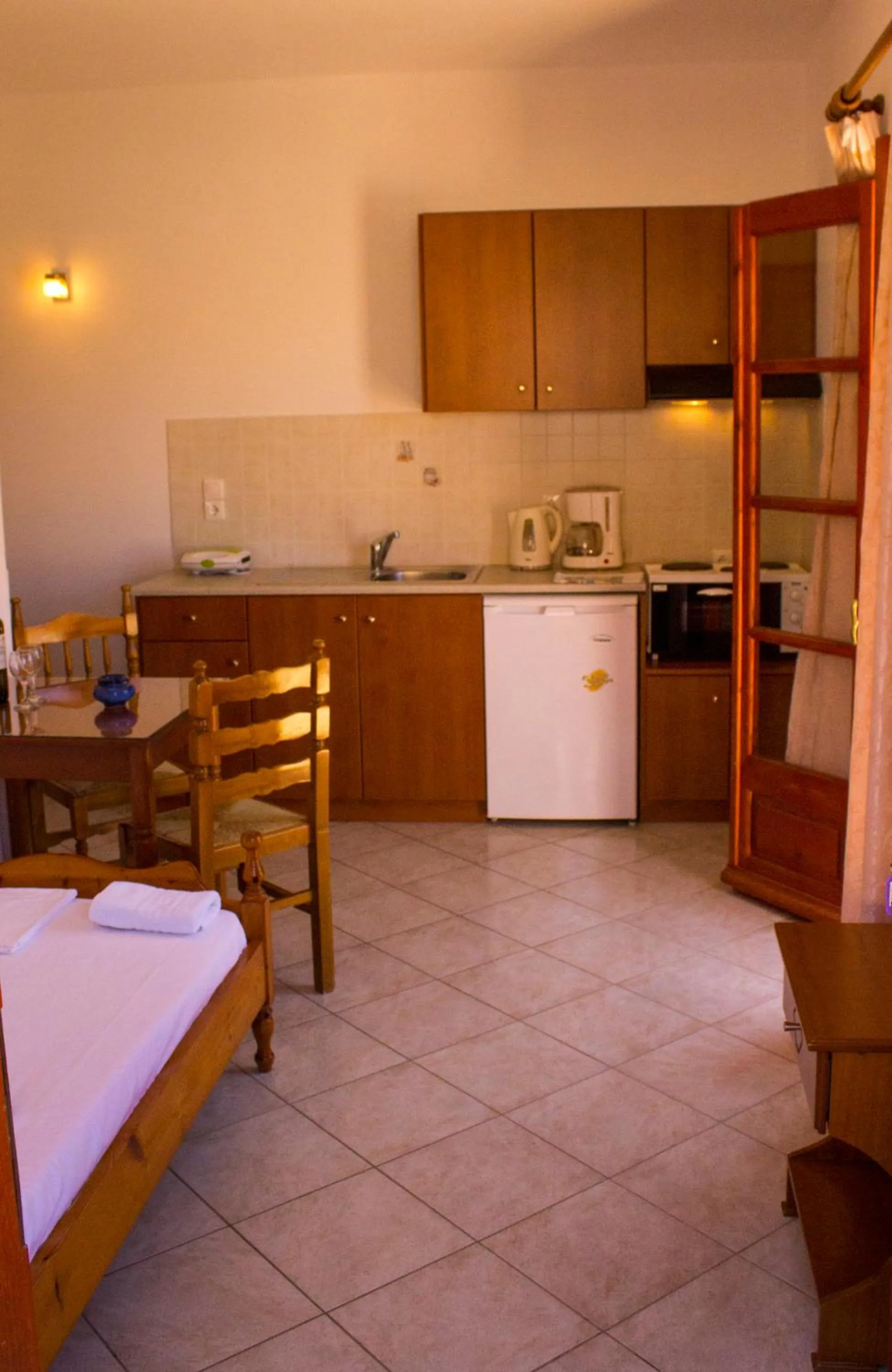 Dining area in Tarsanas Beach
