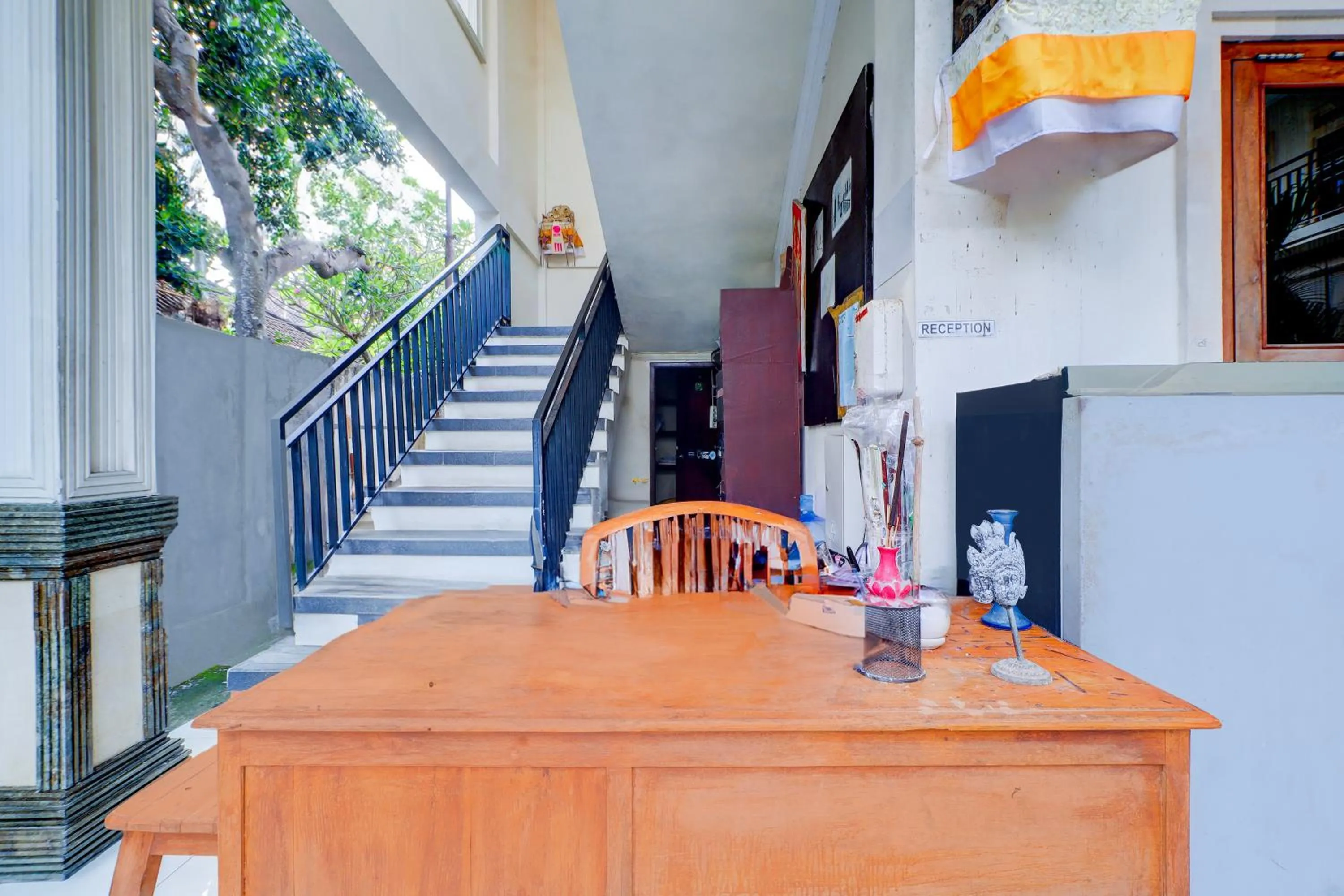 Lobby or reception in Collection O Budget Door Legian Inn @Poppies Road