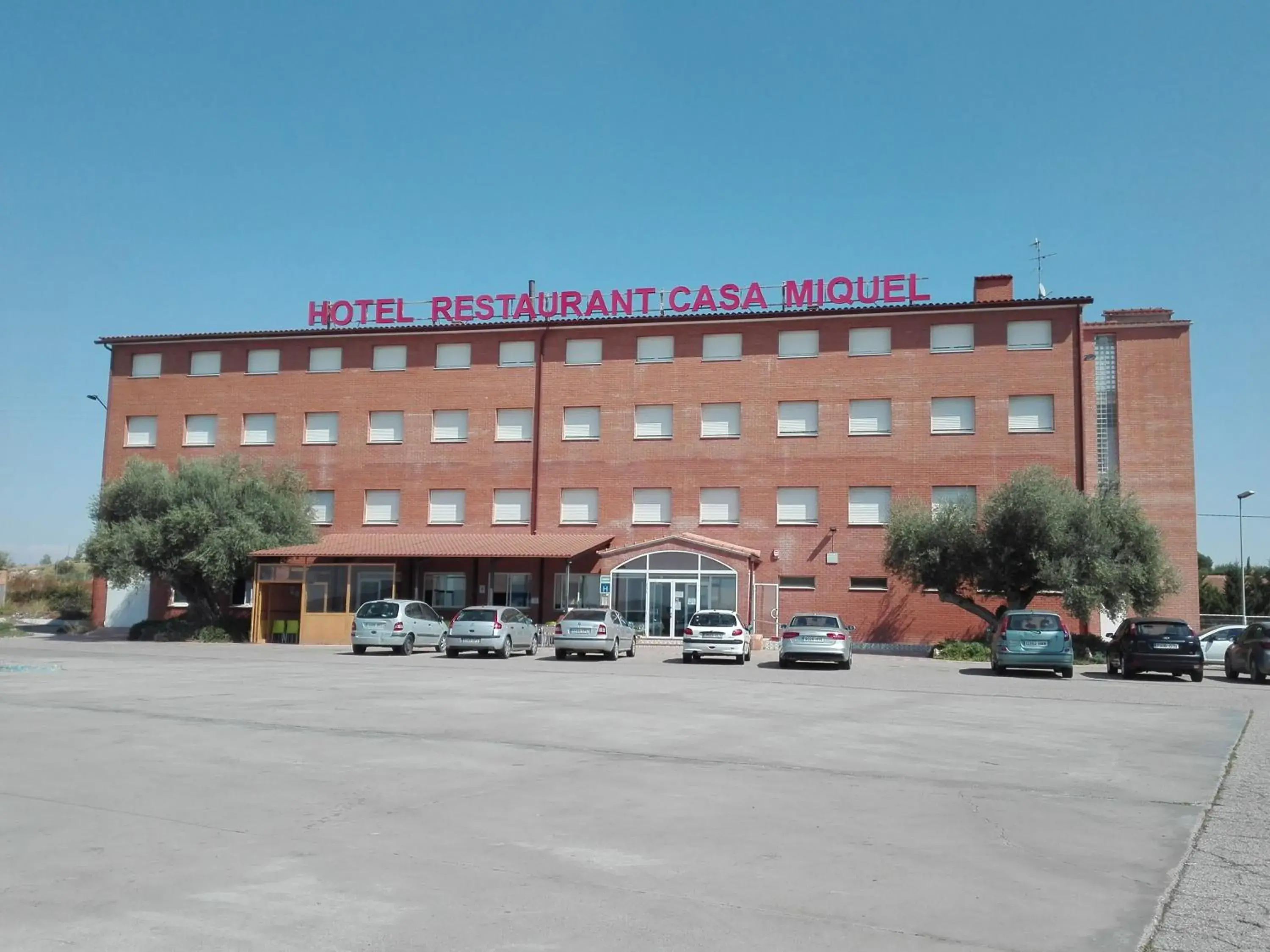 Hotel Restaurant Casa Miquel Hotel Restaurant Casa Miquel