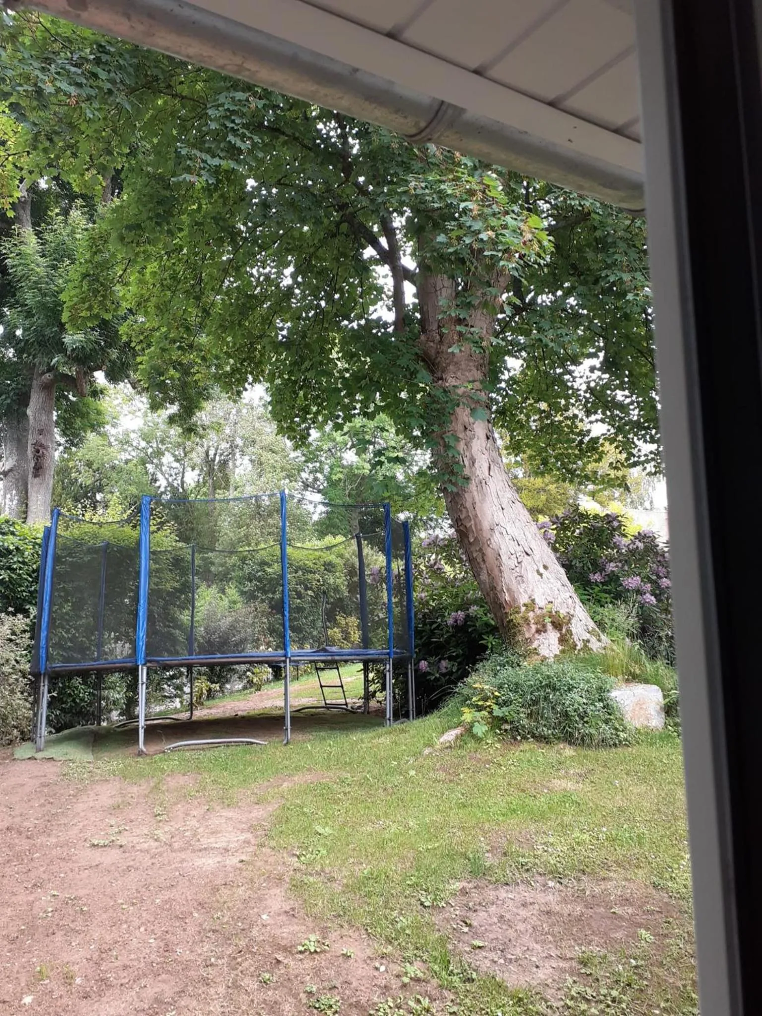 Garden view in Manoir de l'As de Trèfle