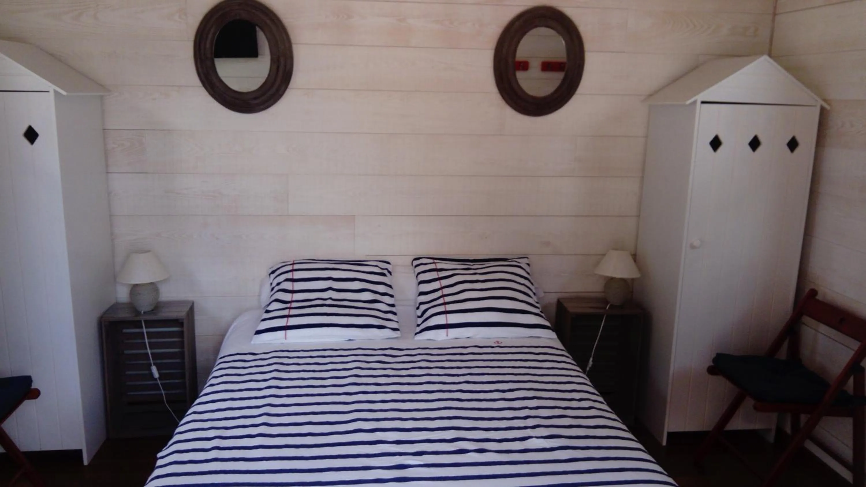 Bedroom, Bed in Manoir de l'As de Trèfle