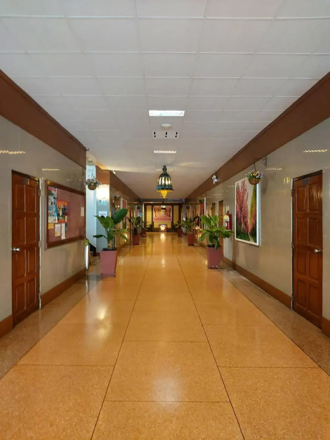Property building in Suriwong Chumphon Hotel Property building in Suriwong Chumphon Hotel