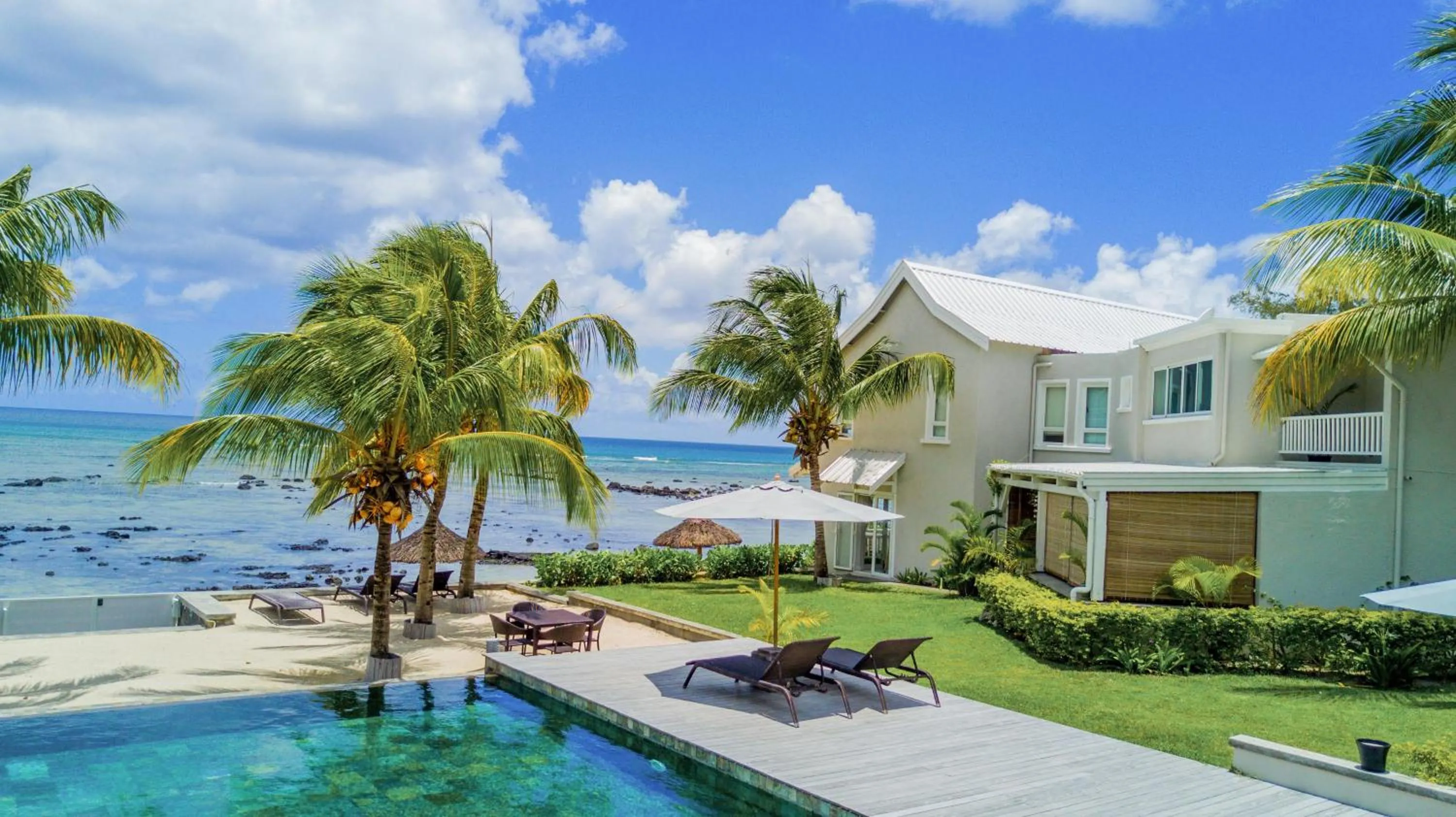 Pool view in White Oaks Villas