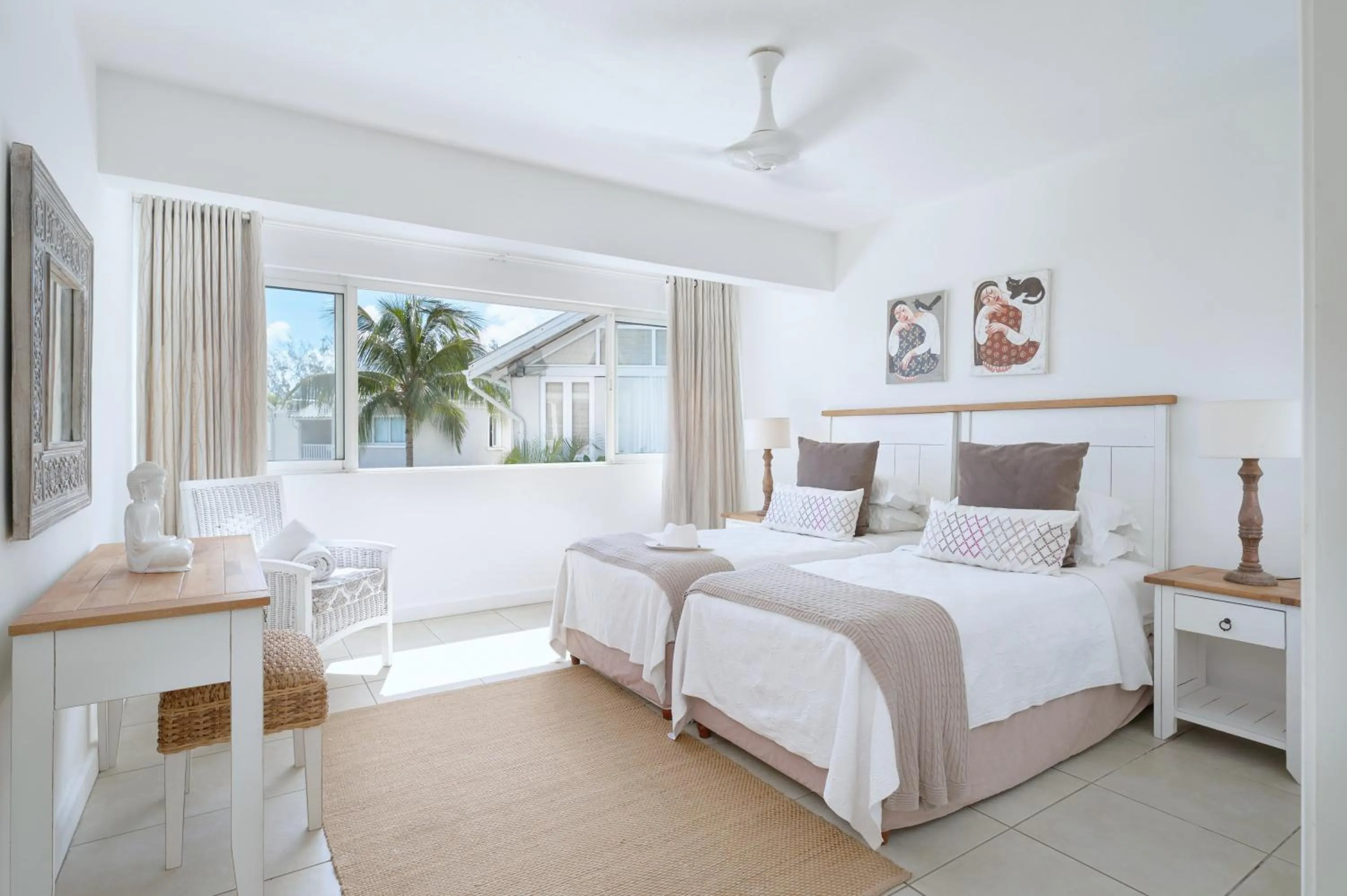 Bedroom, Bed in White Oaks Villas