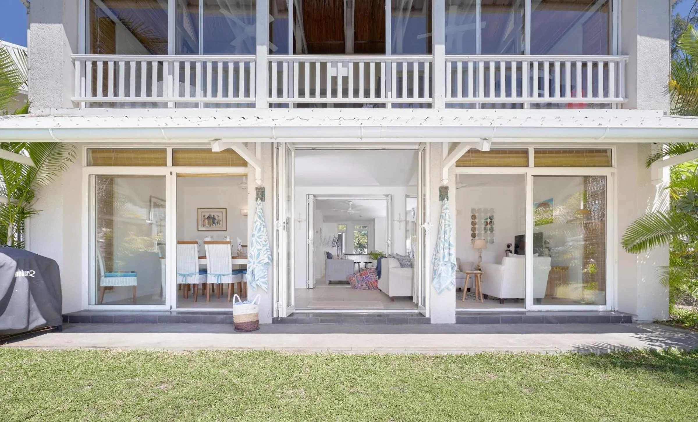 Property building in White Oaks Villas