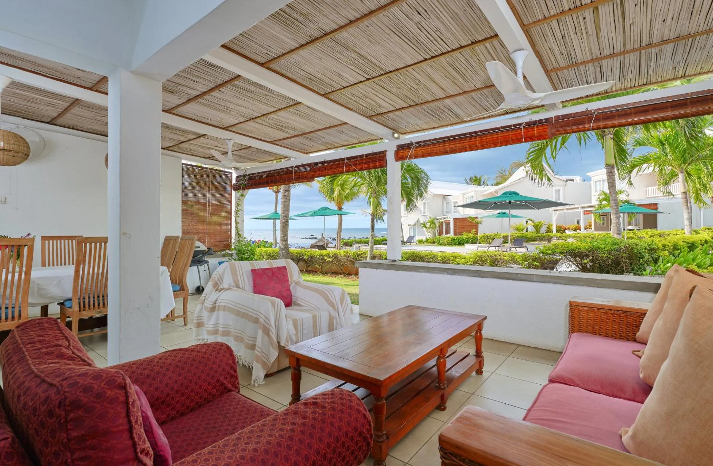 Patio in White Oaks Villas