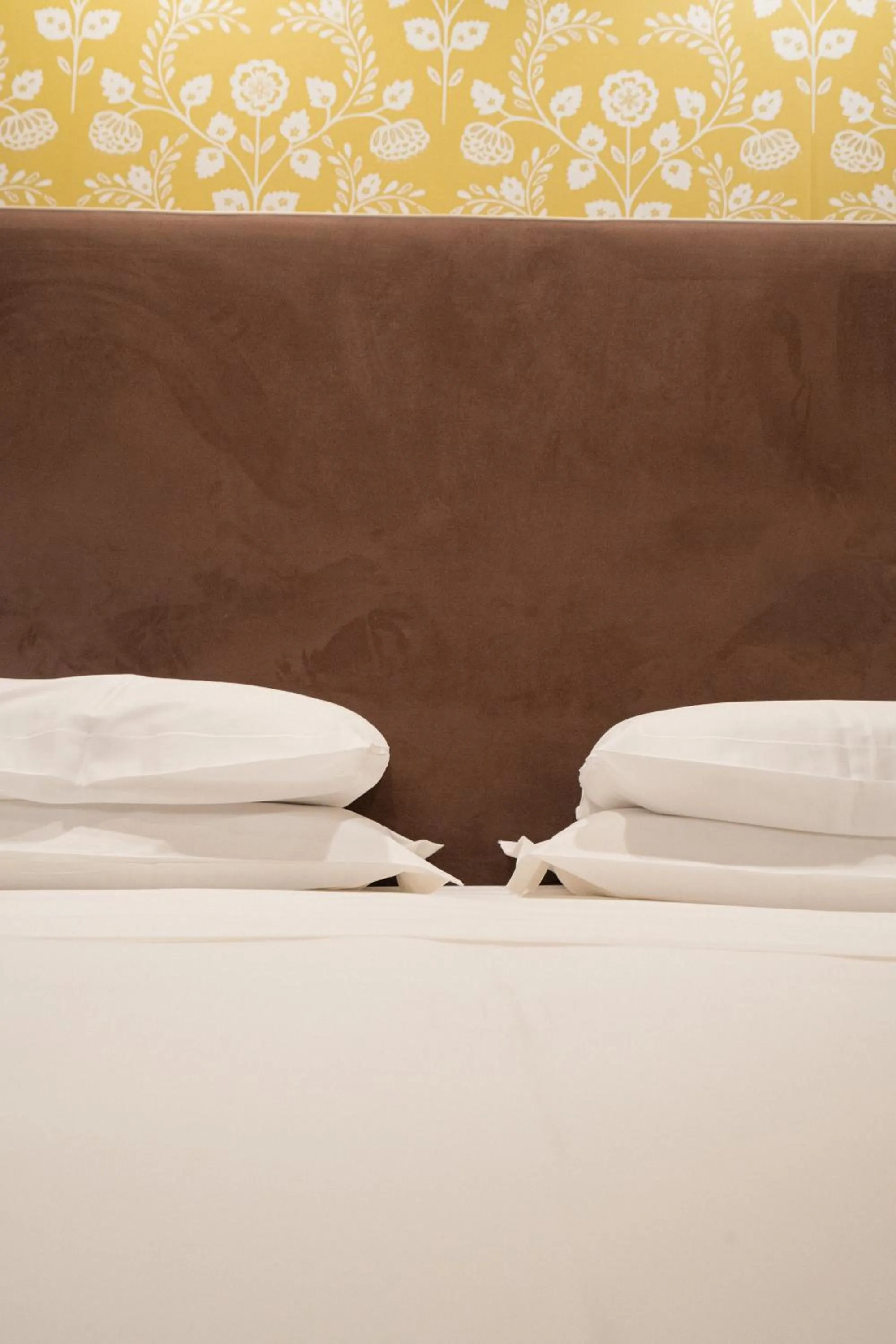 Bed in Duca D'Aosta Hotel