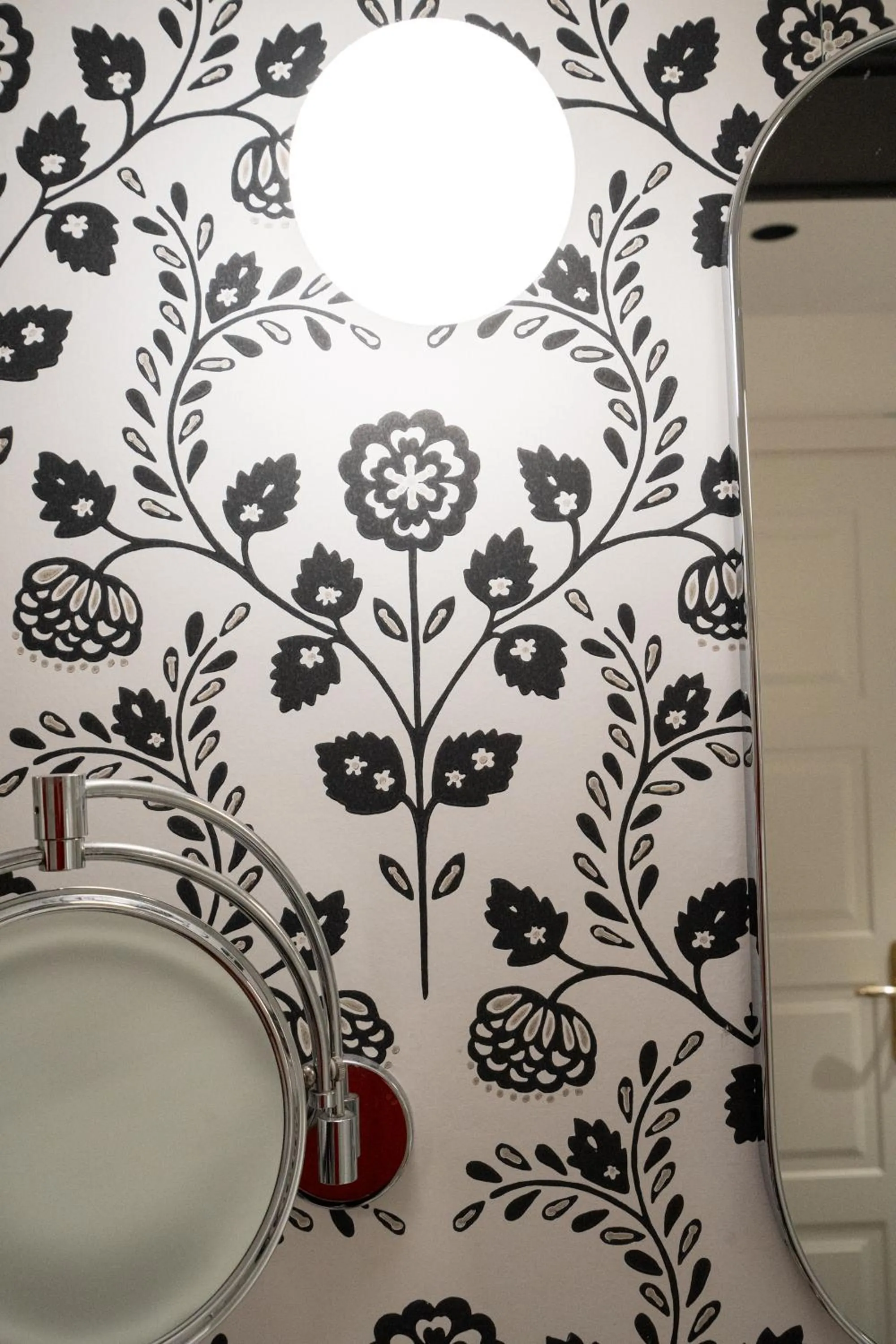 Bathroom in Duca D'Aosta Hotel