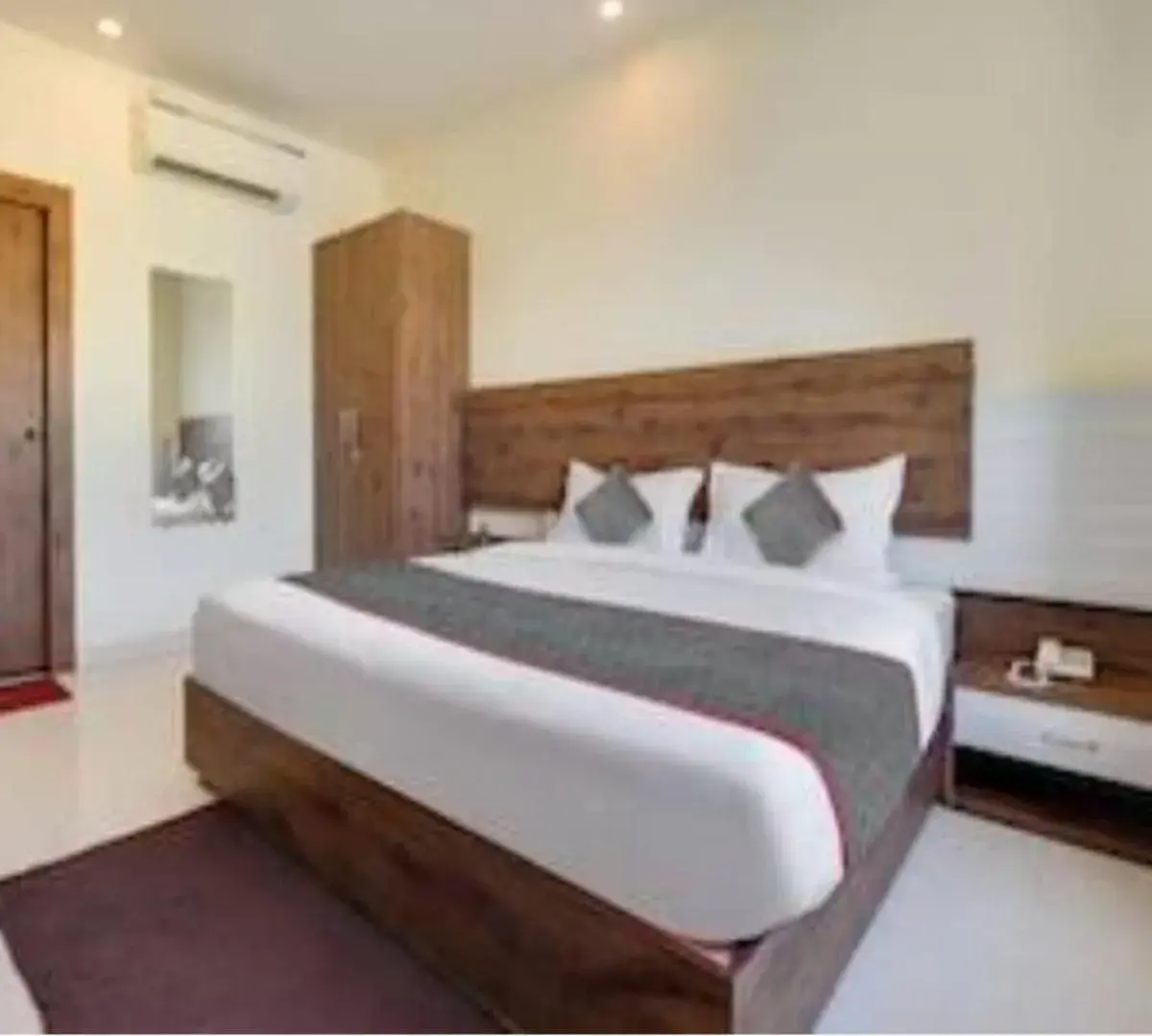 Bed in Hotel Namo Gange Bed in Hotel Namo Gange