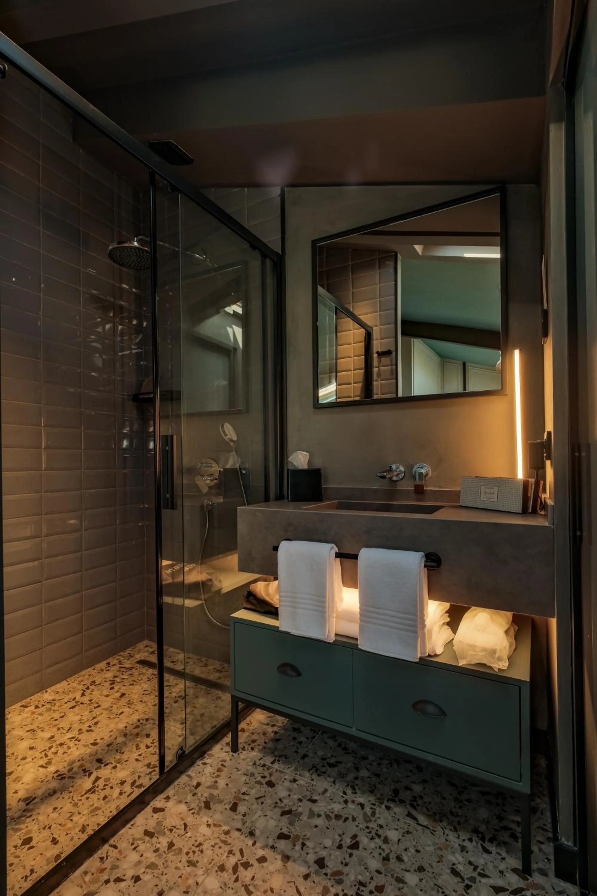Bathroom in Lecole Hotel By Cityloft