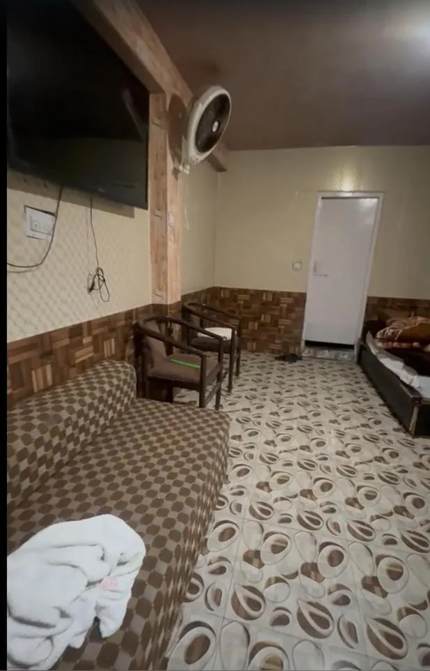 Bedroom in Pleasant View Murree